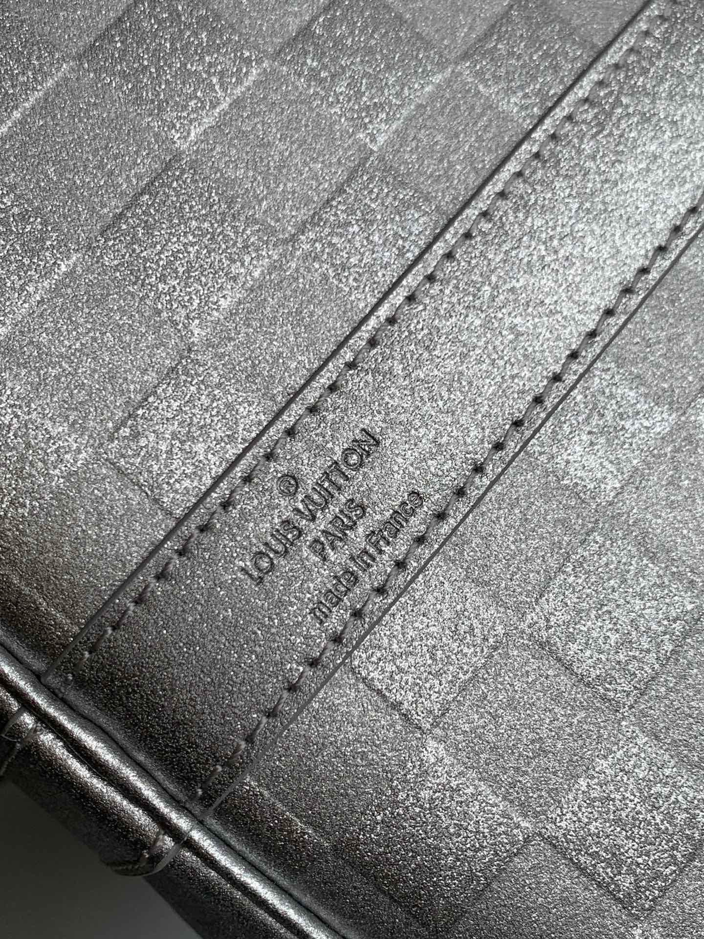 [TOP] Louis Vuitton LV  Virgil Abloh Keepall Bandouliere 50 Glitter Damier - Silver