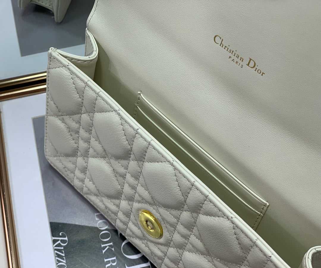 [TOP] Christian Dior Caro Woc Belt Bag - White