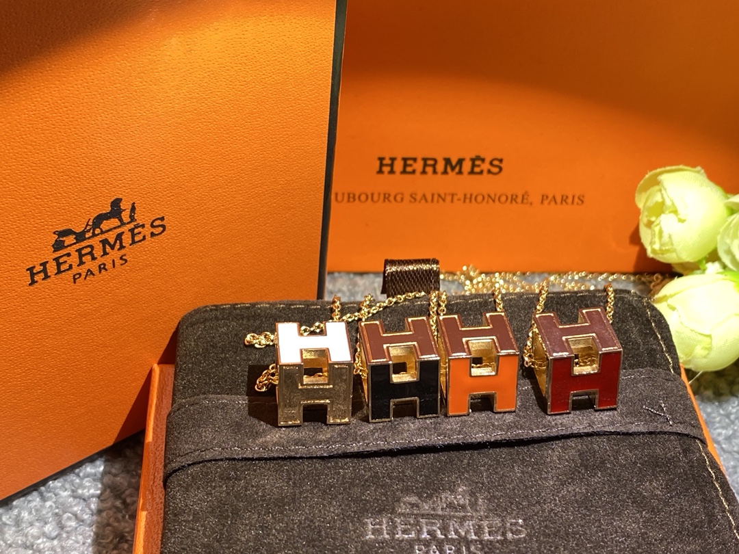 [TOP] HERMES H Box Necklace