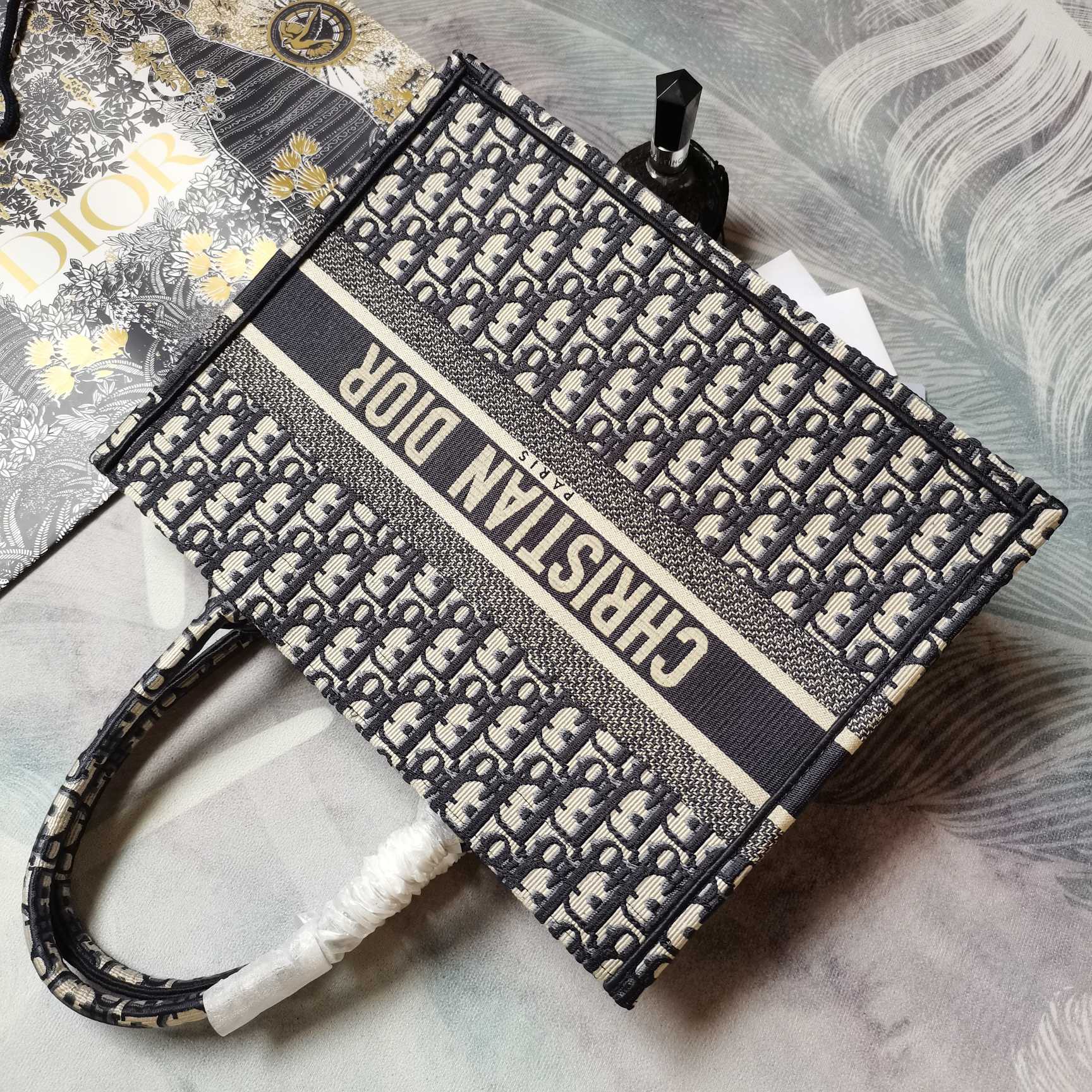 [TOP] Christian Dior Book Tote Bag Medium 36cm - Blue