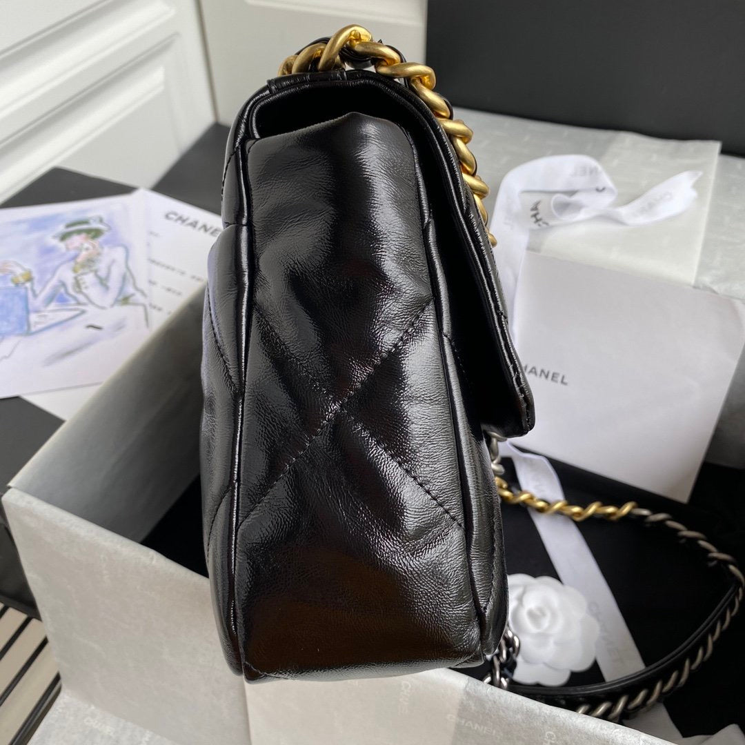 [TOP] CHANEL 19 Bag Shiny Goat Skin Medium 30CM - Black & GHW