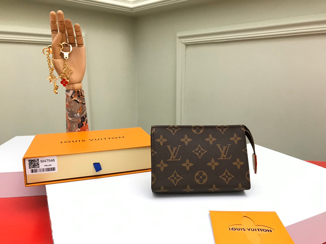 [TOP] Louis Vuitton LV Toilery Pouch Monogram 15-Brown