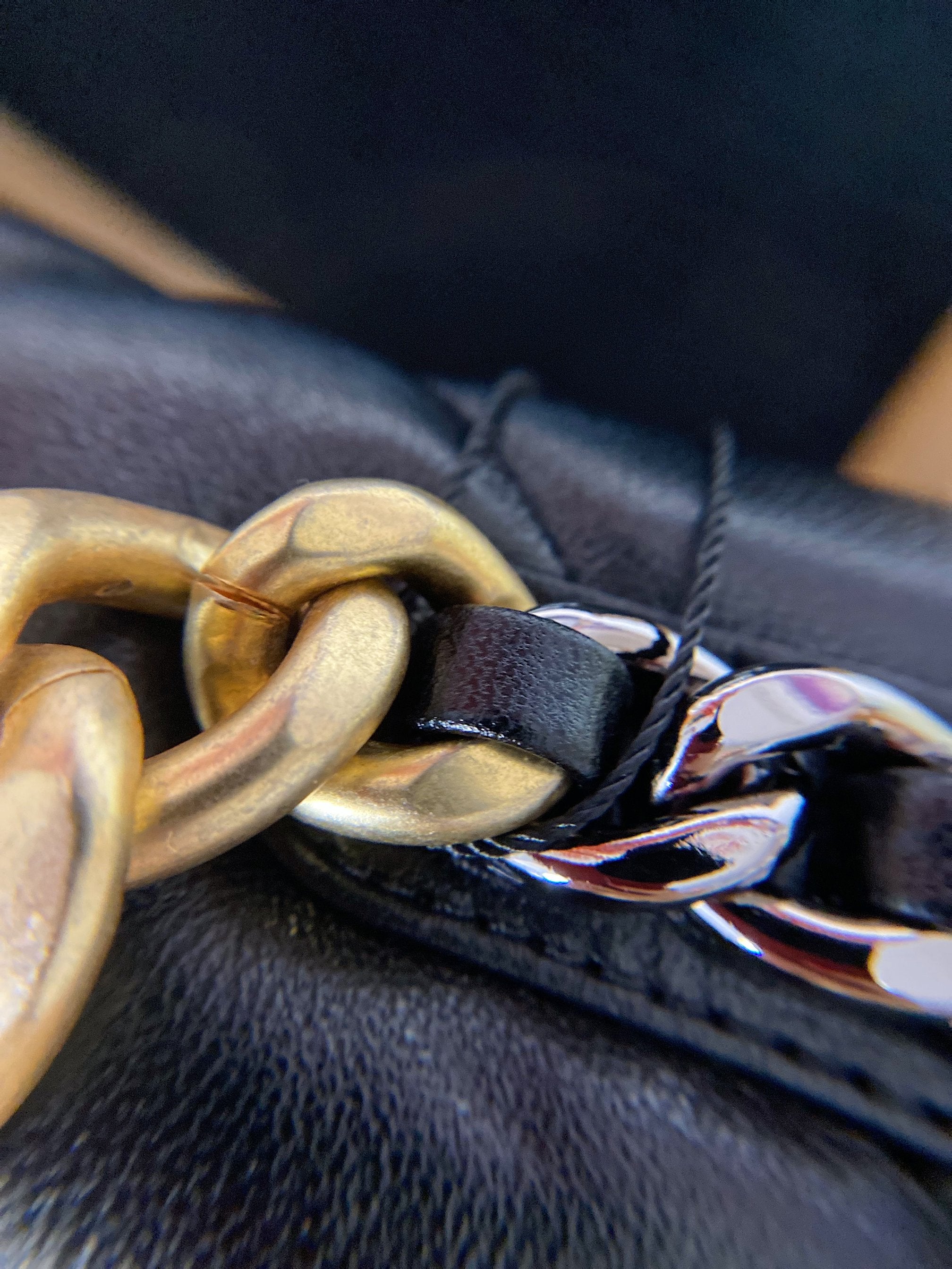 [TOP] CHANEL 19 Bag Lambskin 26cm/36cm - Black