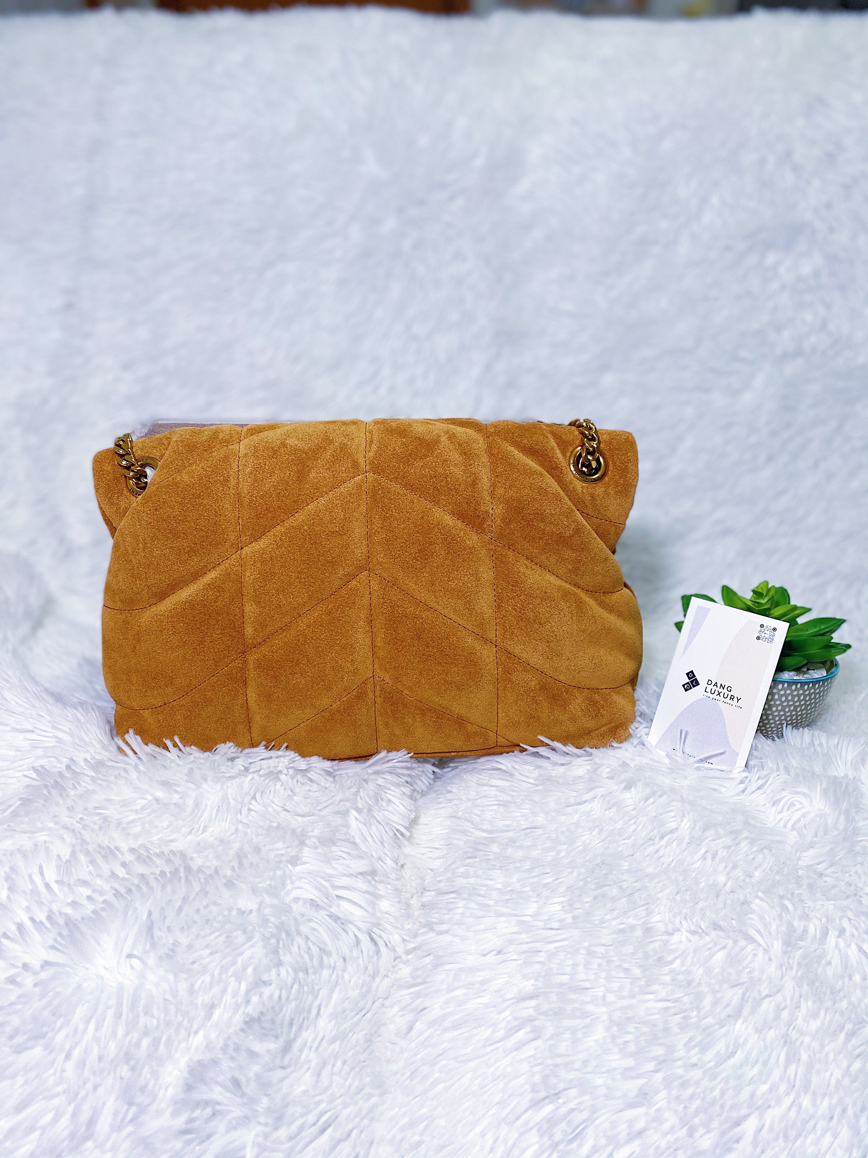 [TOP] Yves Saint Laurent YSL Loulou Puffer Small Suede - Tan