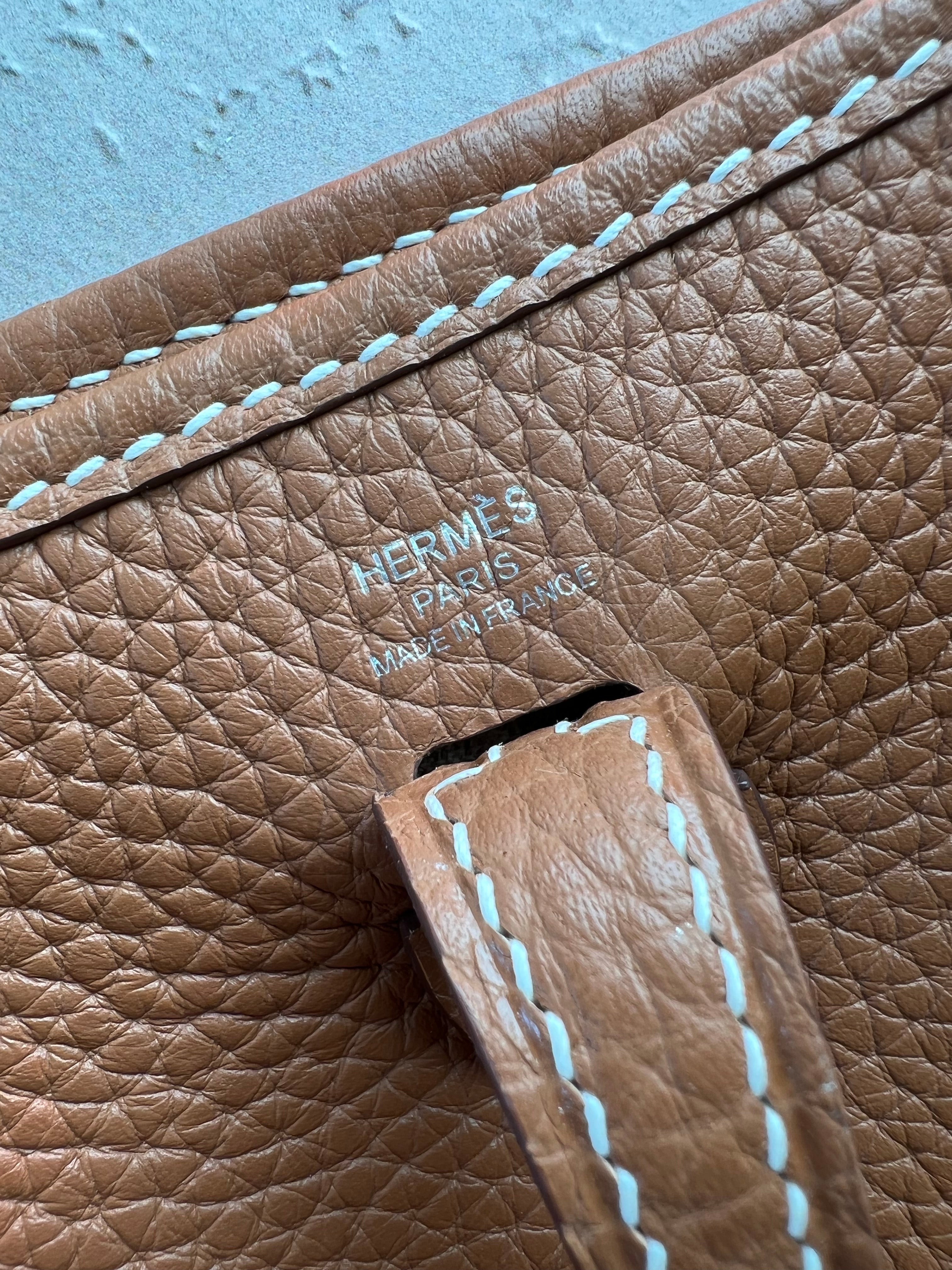 [TOP] HERMES Evelyne Bag 16cm - Gold