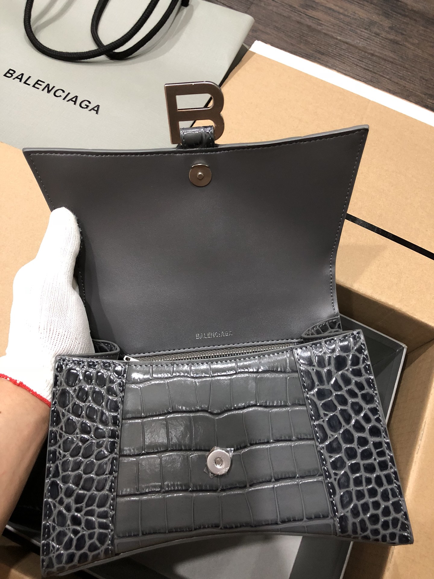 [TOP] BALENCIAGA Crocodile-Print Hourglass Bag 19/23cm - Gray