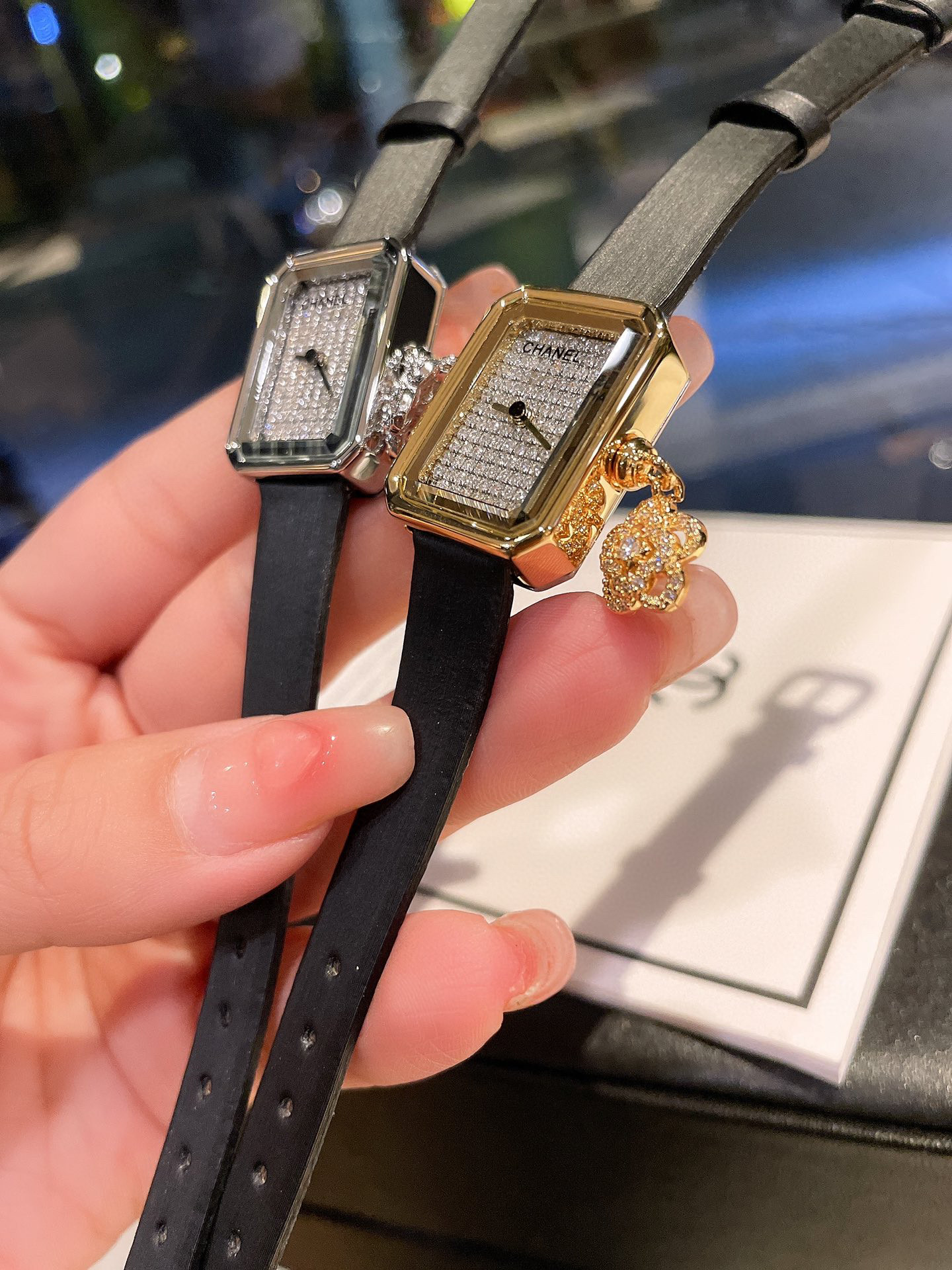 [TOP] CHANEL Premiere Extraitde Camelia Watch - Gold/White Gold