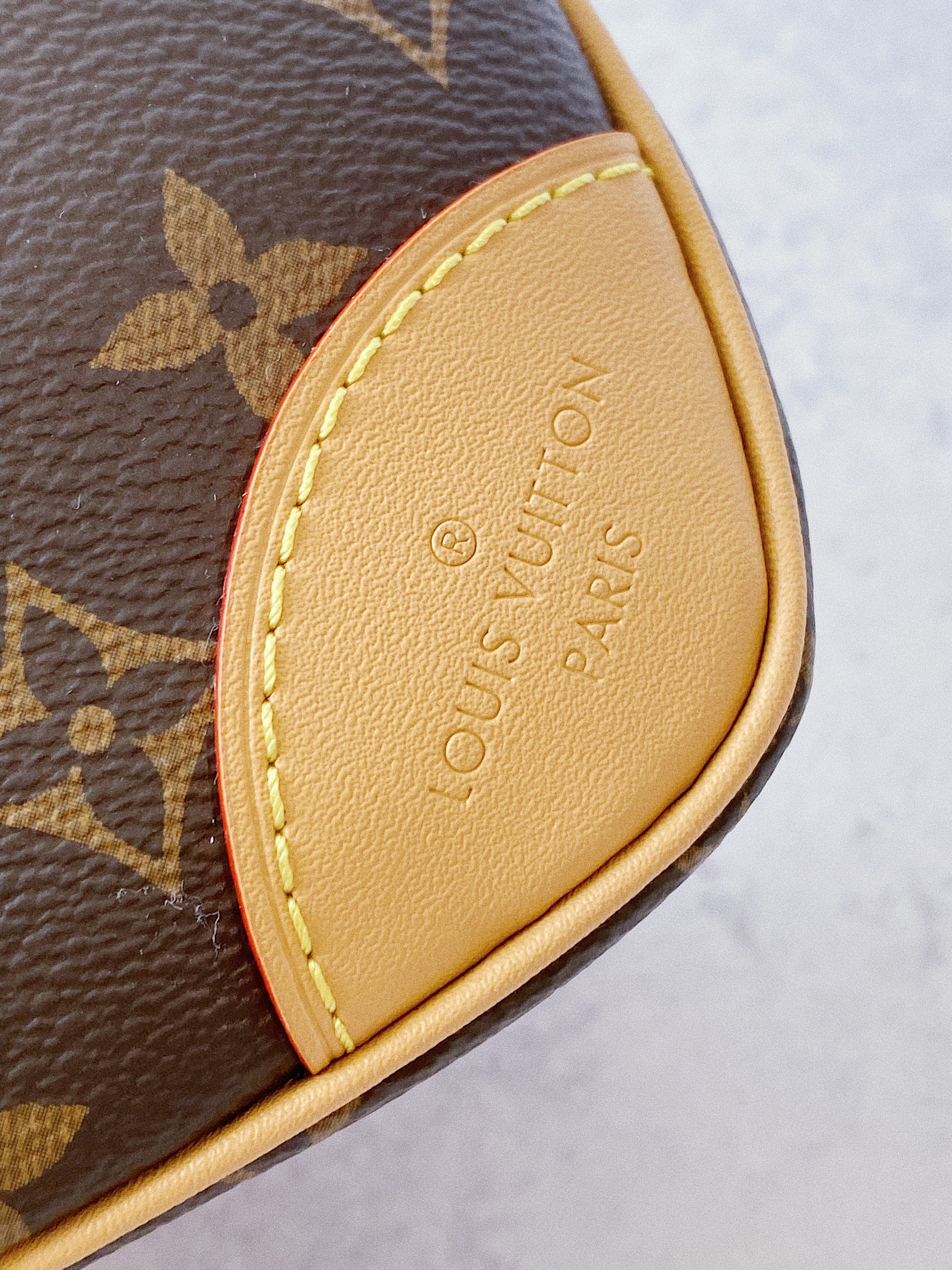 [TOP] Louis Vuitton LV Odeon Monogram Crossbody Bag 28x25x9cm - Beige Trim Leather