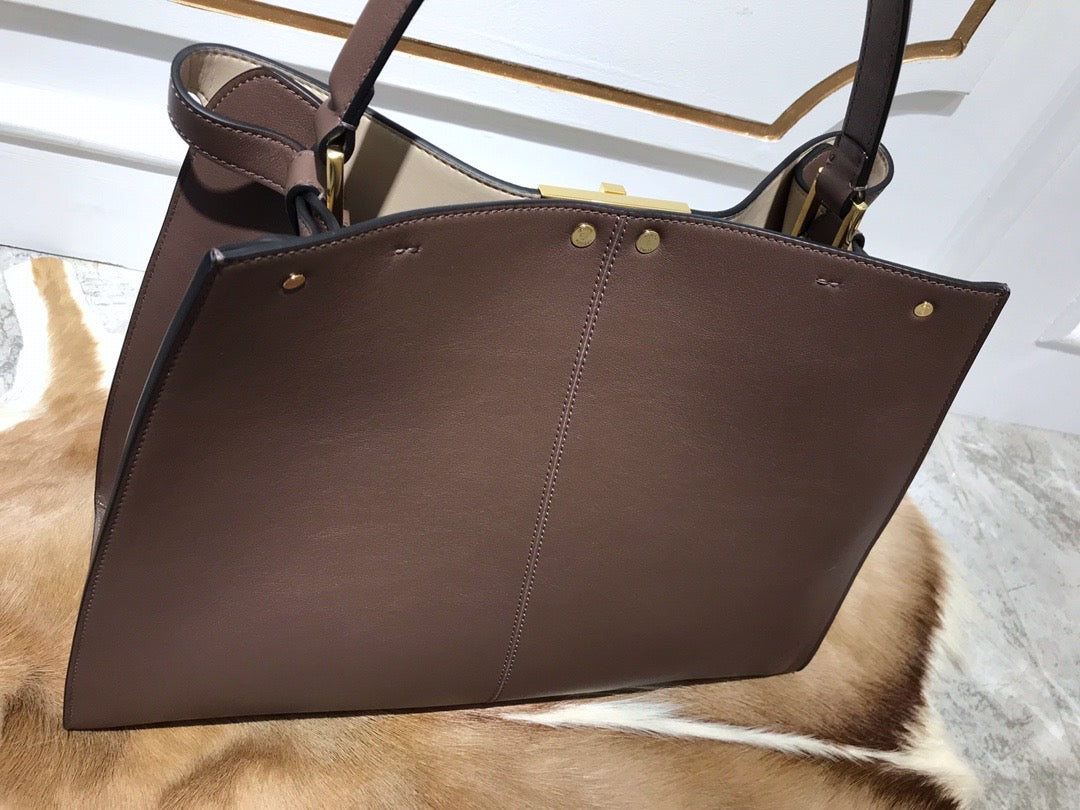 [TOP] FENDI  Peekaboo Medium X-Lite Bag - Dark Brown