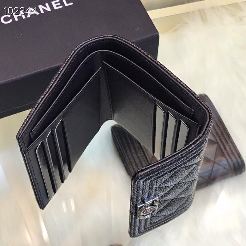 [TOP] CHANEL Boy Trifold Wallet Caviar Skin - Black & SHW