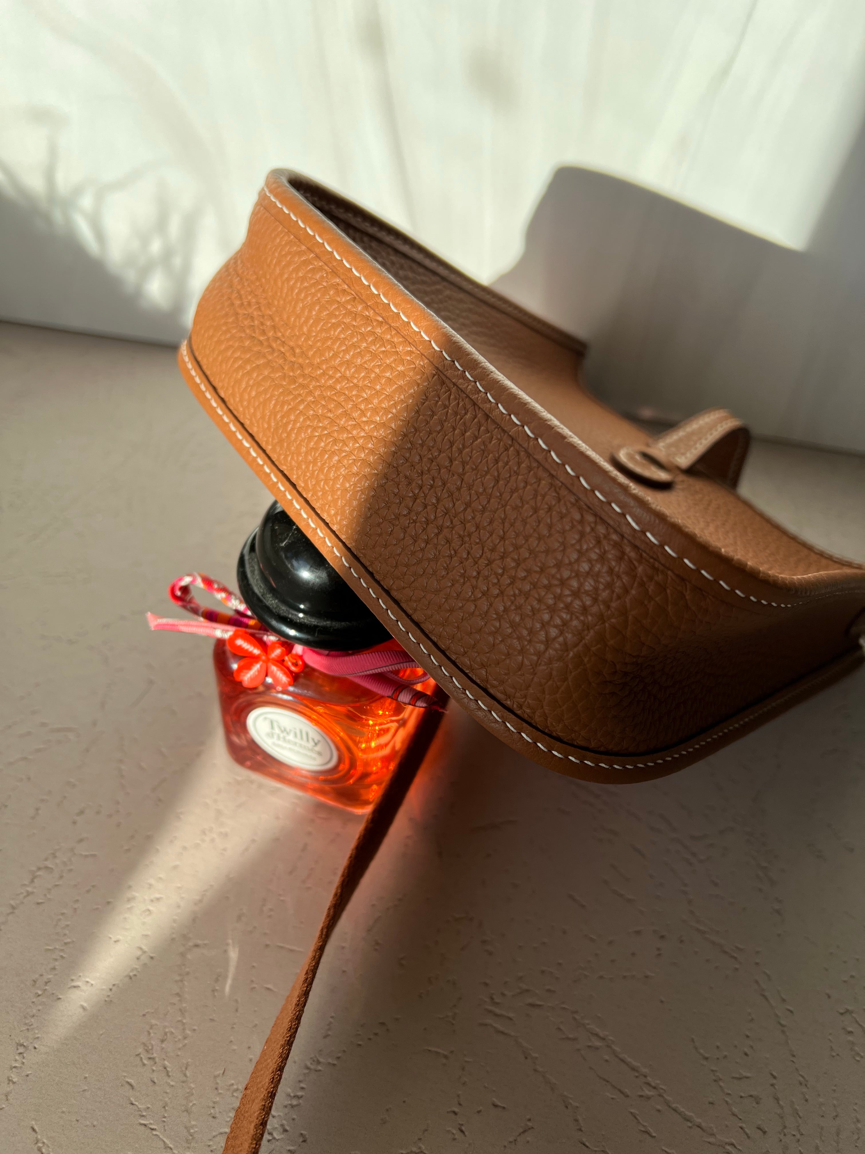 [TOP] HERMES Evelyne Bag 16cm - Gold