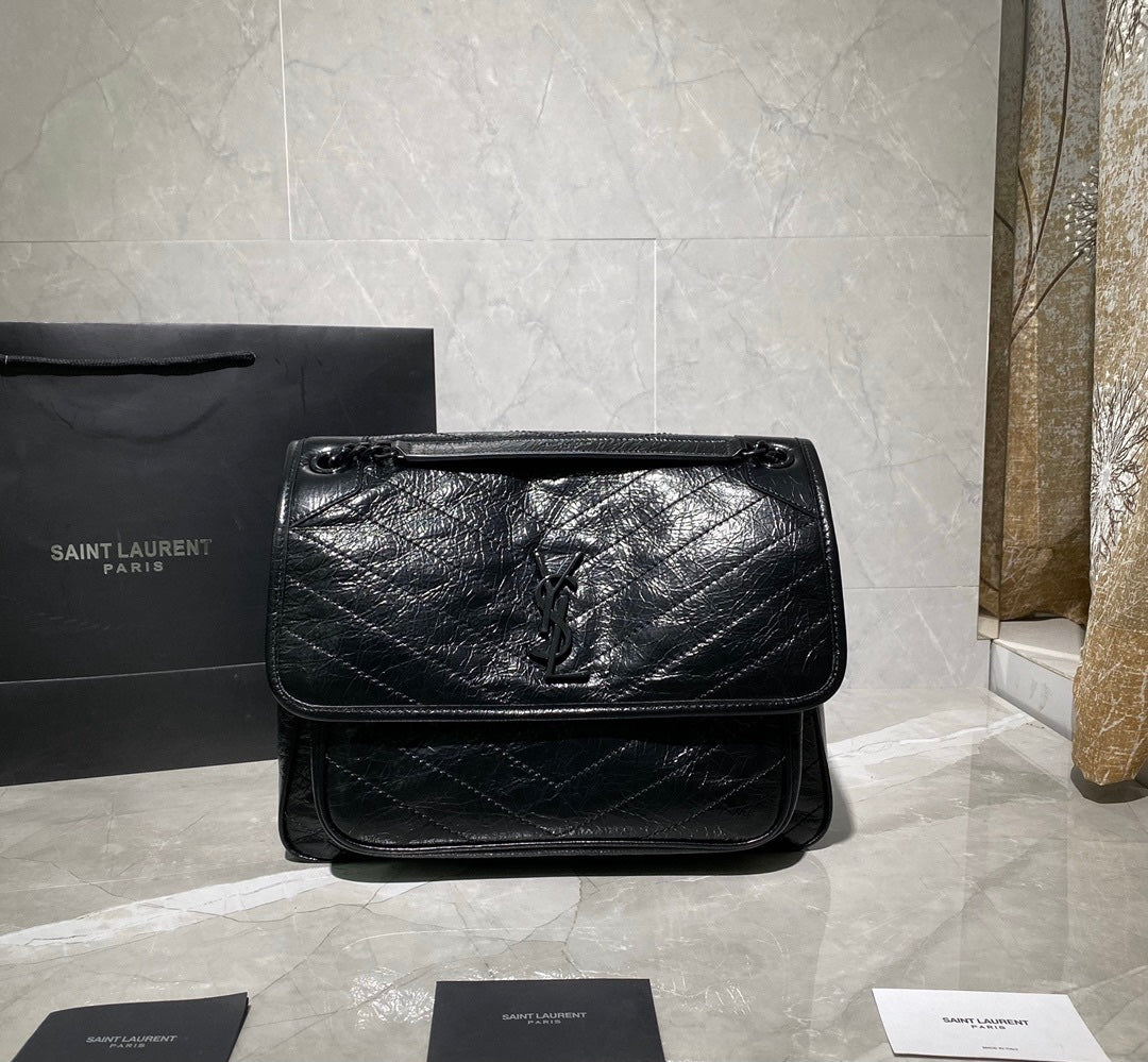 [TOP] Yves Saint Laurent YSL Nikki Large Wrinkle Bag 32cm - Black
