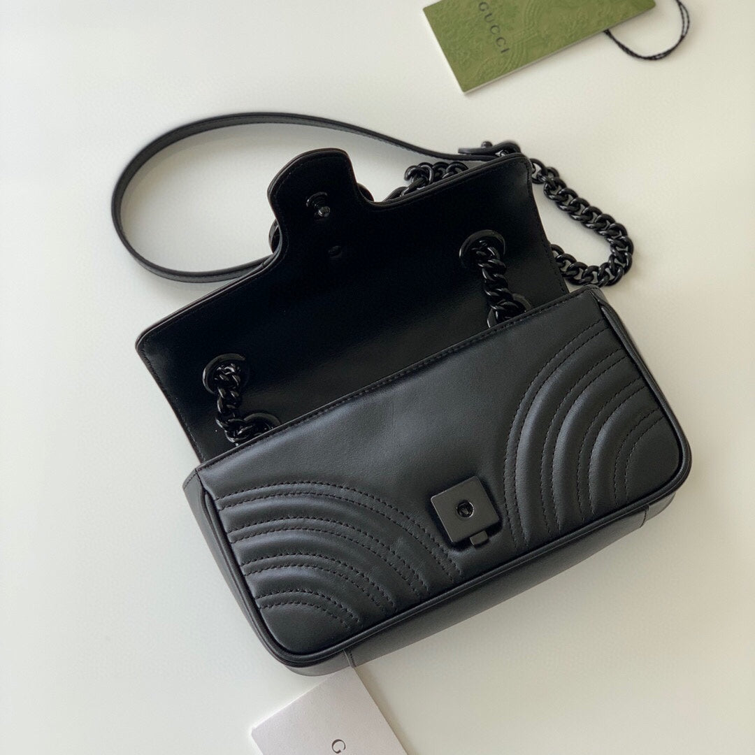 [TOP] GUCCI Gu€€i Marmont Matelasse Bag Mini 22cm - All Black