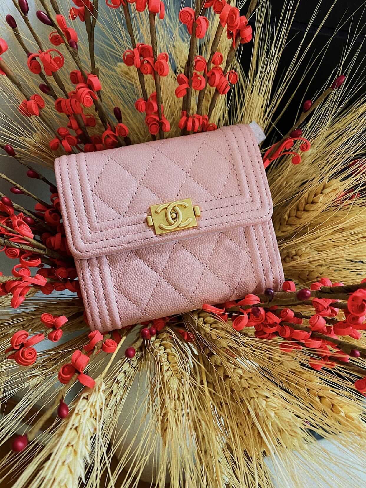 [TOP] CHANEL Trifold Caviar Wallet - Pink & GHW