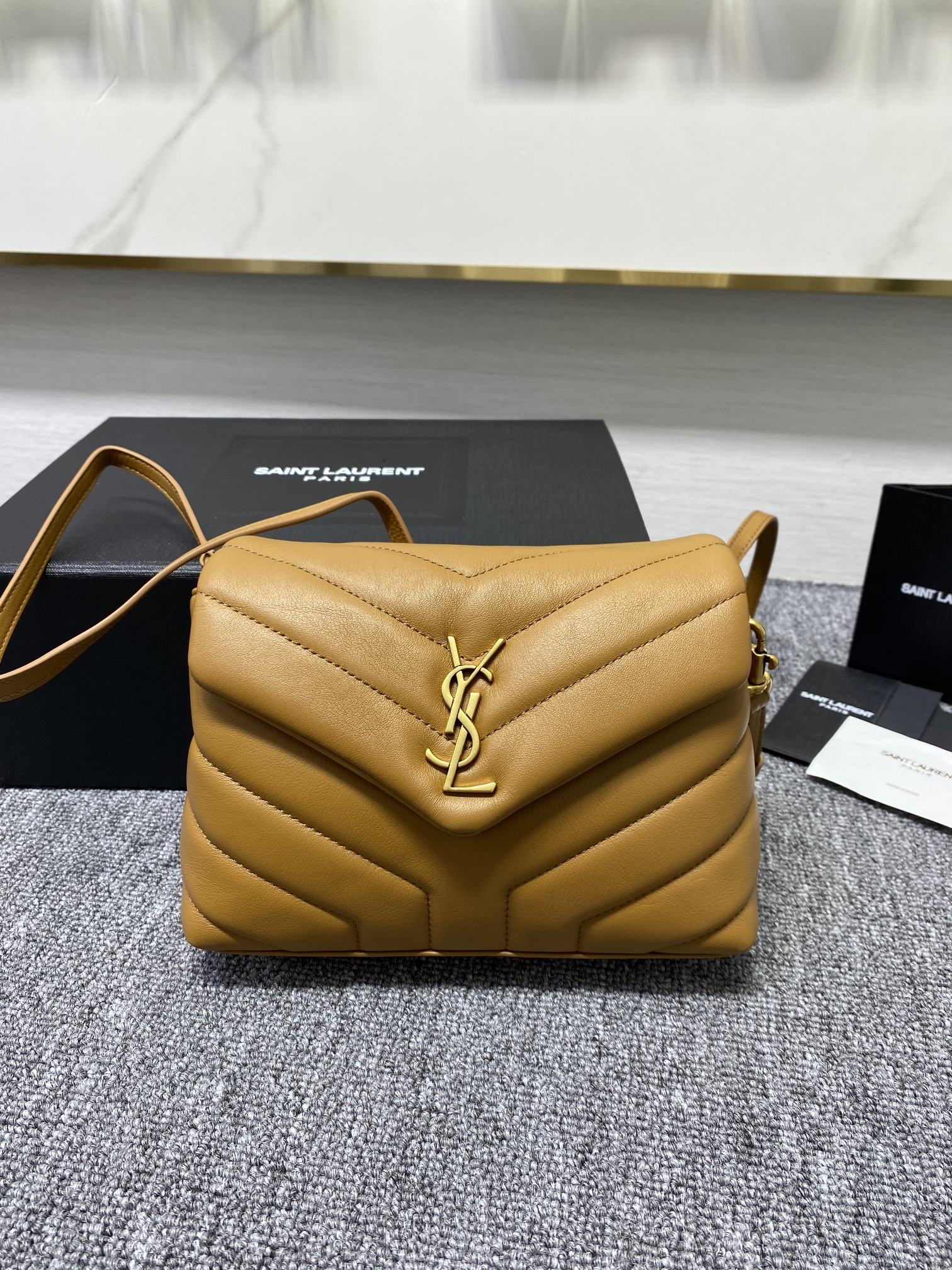 [TOP] Yves Saint Laurent YSL Loulou Toy Bag - Brown GHW