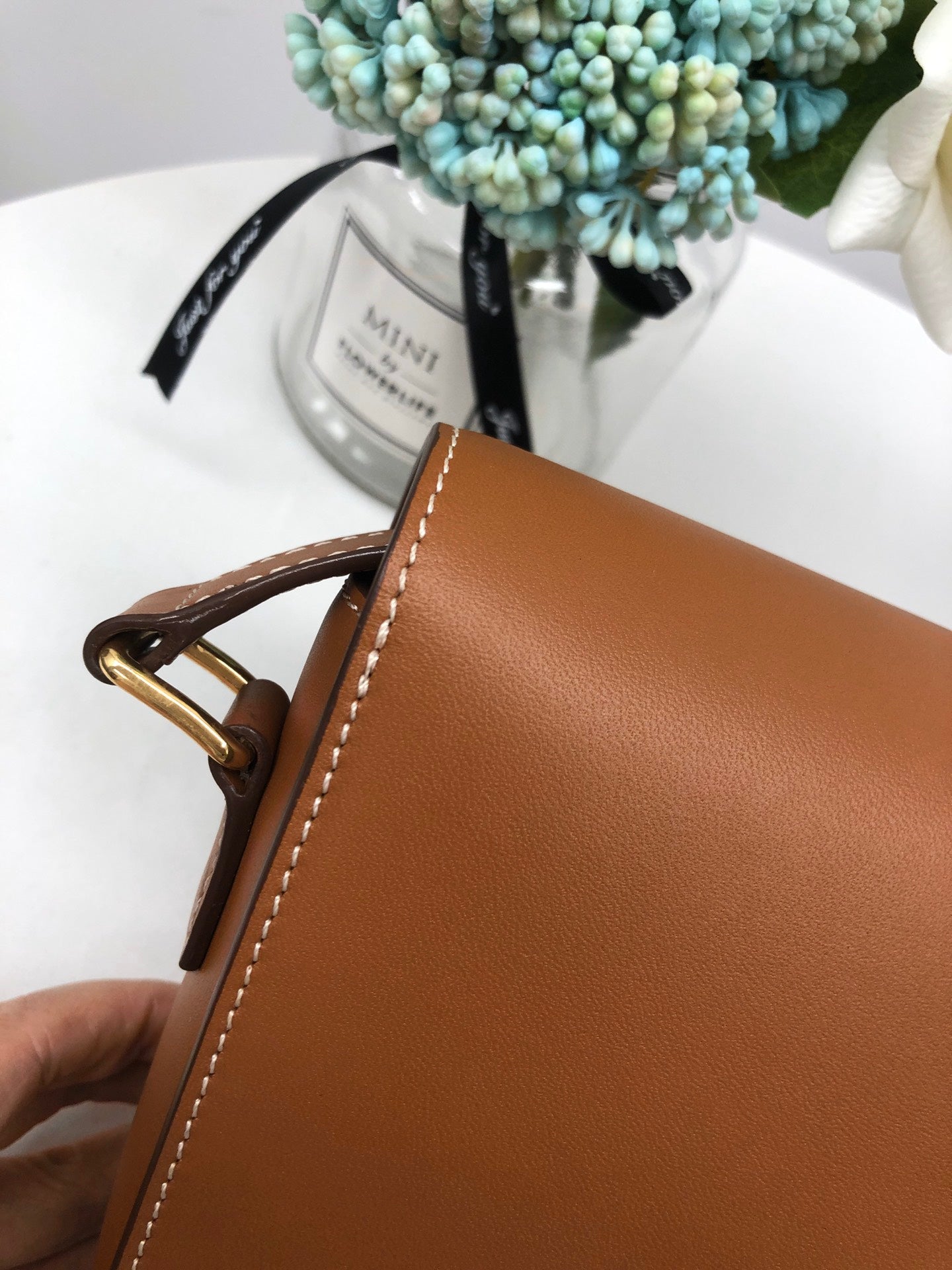 [TOP] CELINE Triomphe Medium Calfskin Bag - Brown