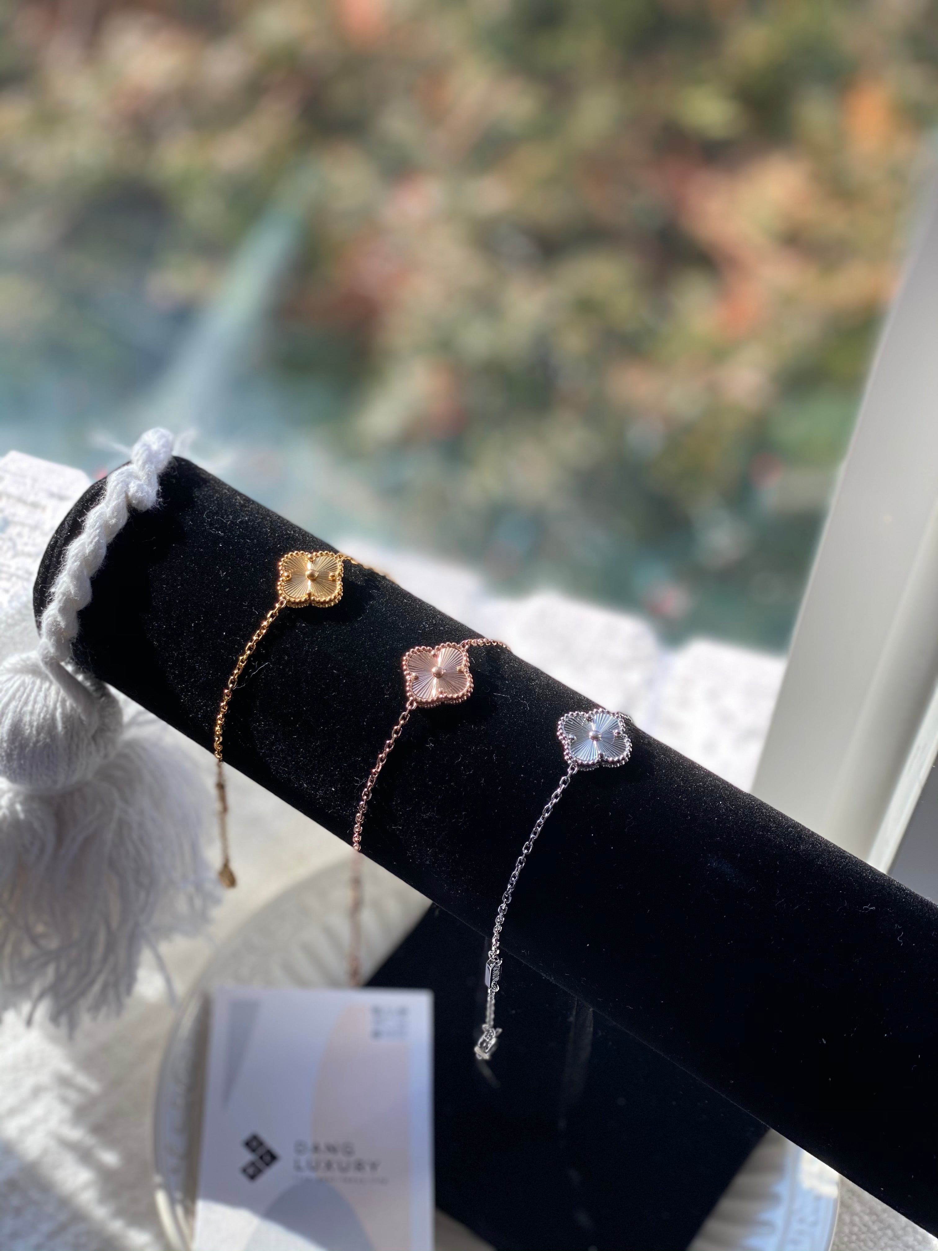 [TOP] VCA Vintage Alhambra 1 Motif Bracelet