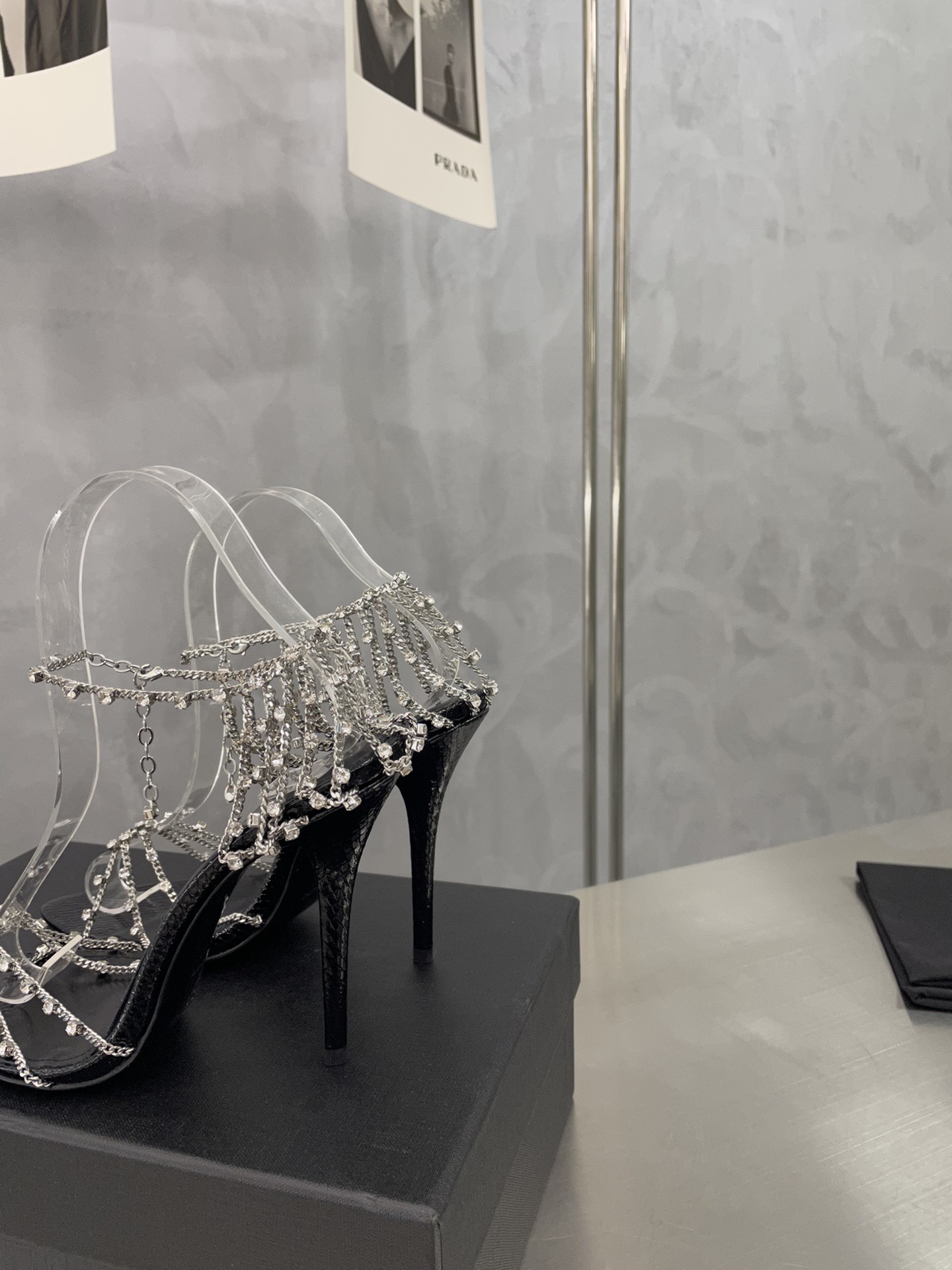 [TOP] Yves Saint Laurent YSL Chain High Heels - SHW - 2 Color