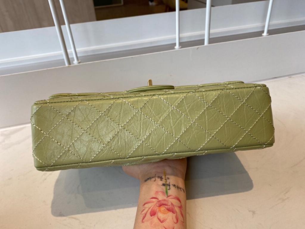 [TOP] CHANEL 2.55 Reissue Flap Bag Medium 24cm - Green & GHW