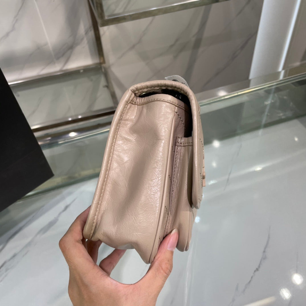 [TOP] Yves Saint Laurent YSL Niki Small Wrinkle Bag - BEIGE
