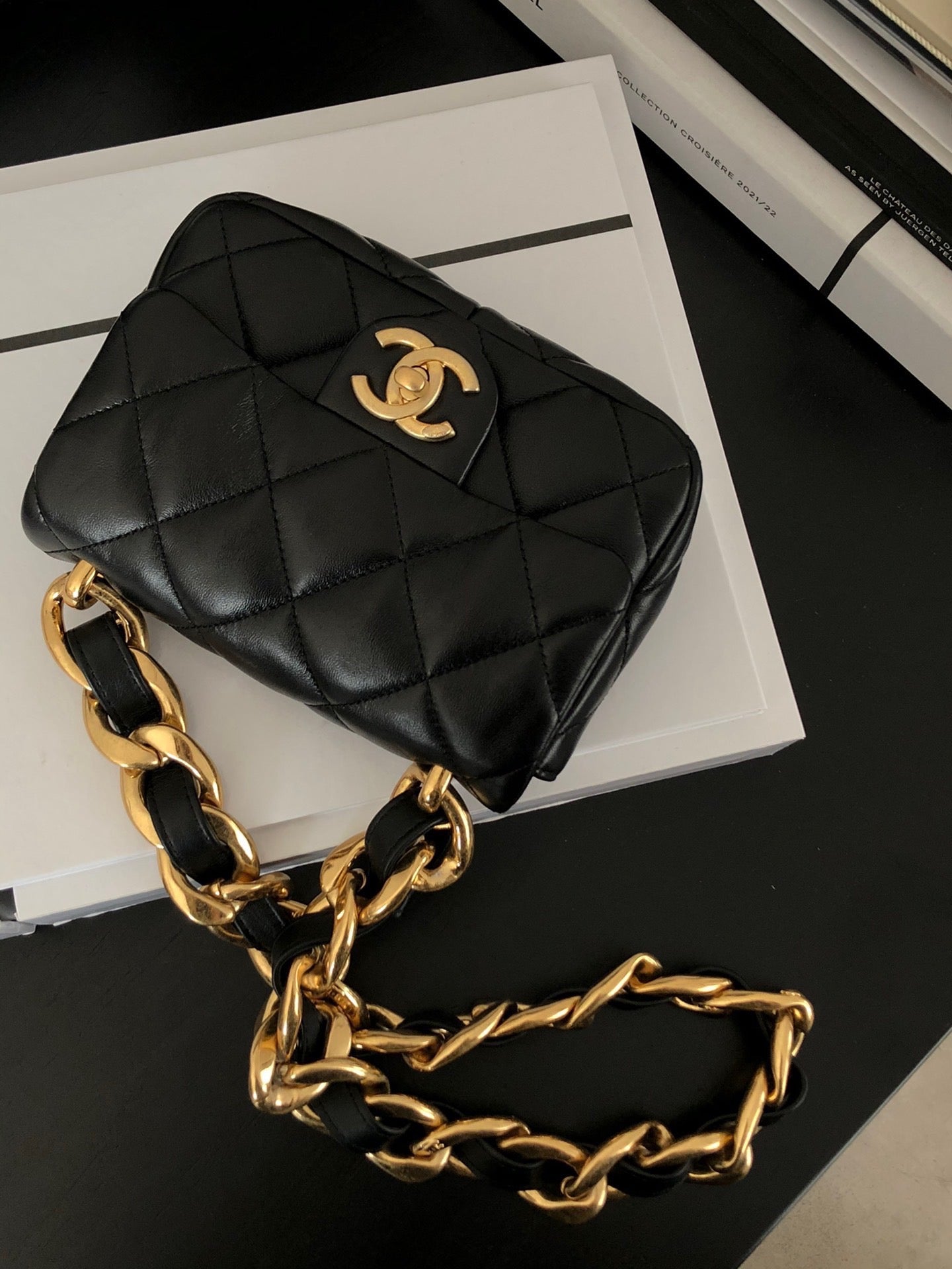 [TOP] CHANEL Classic Flap Leather Big Chain Mini 20cm - Black