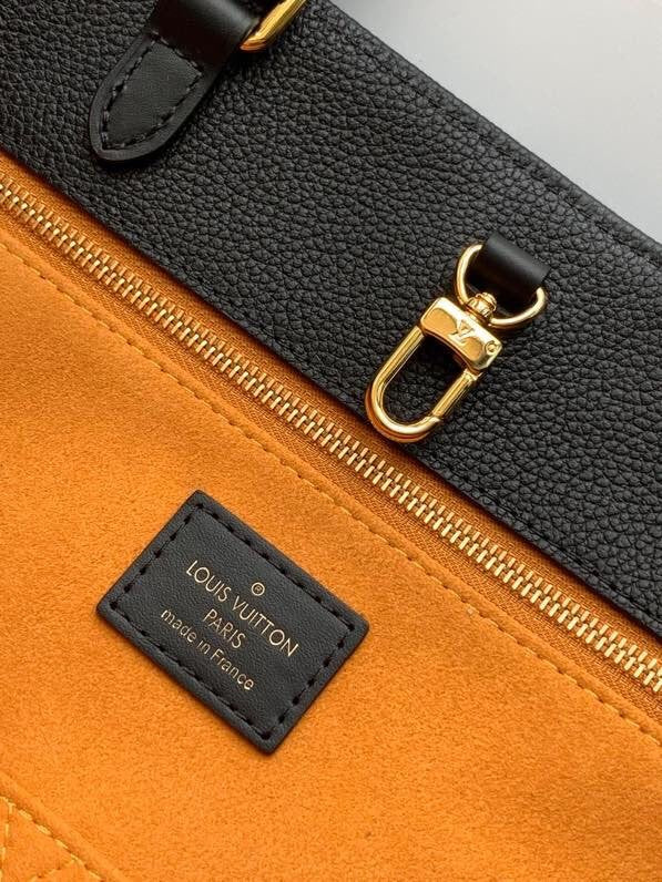 [TOP] Louis Vuitton LV  On The Go Empreinte GM 41x34x19cm - Black