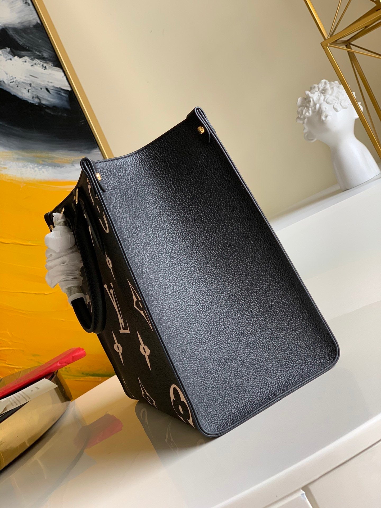 [TOP] Louis Vuitton LV  On The Go Empreinte 2 Tones Tote GM 41x34x19cm - Black and Cream