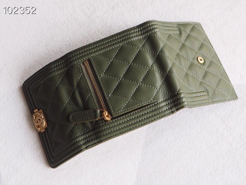 [TOP] CHANEL Boy Trifold Wallet - Dark Green