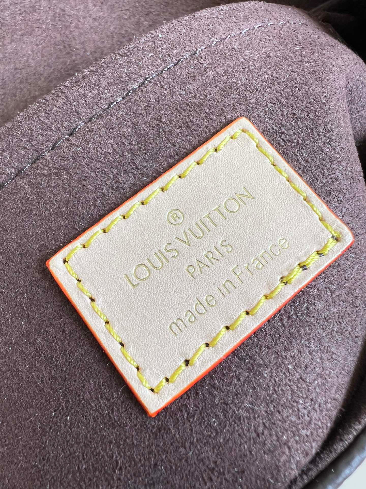 [TOP] Louis Vuitton LV Locky Bag BB 21x17x8cm- Monogram