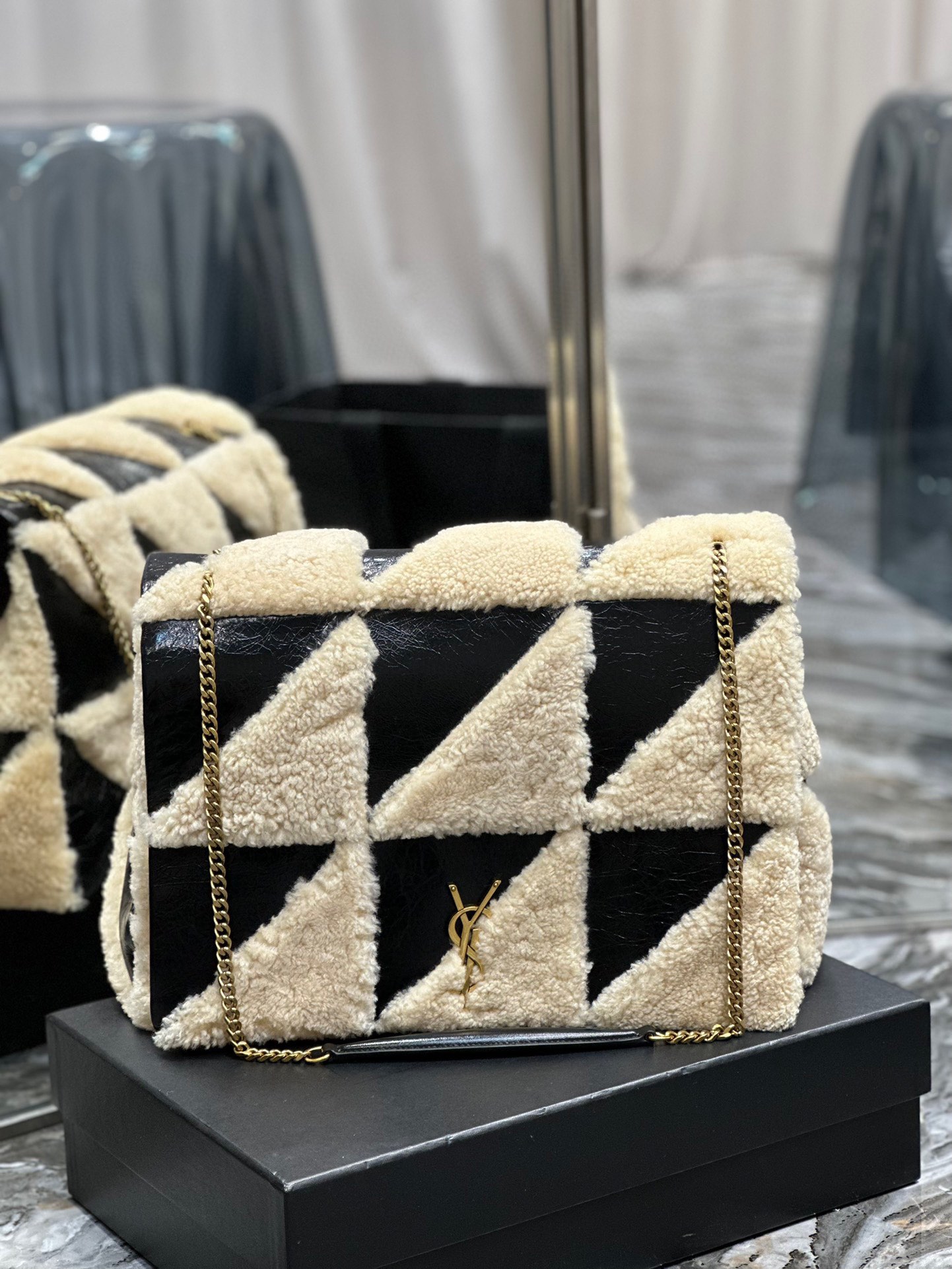 [TOP] Yves Saint Laurent YSL JAMIE Lambswool Shoulder Bag
