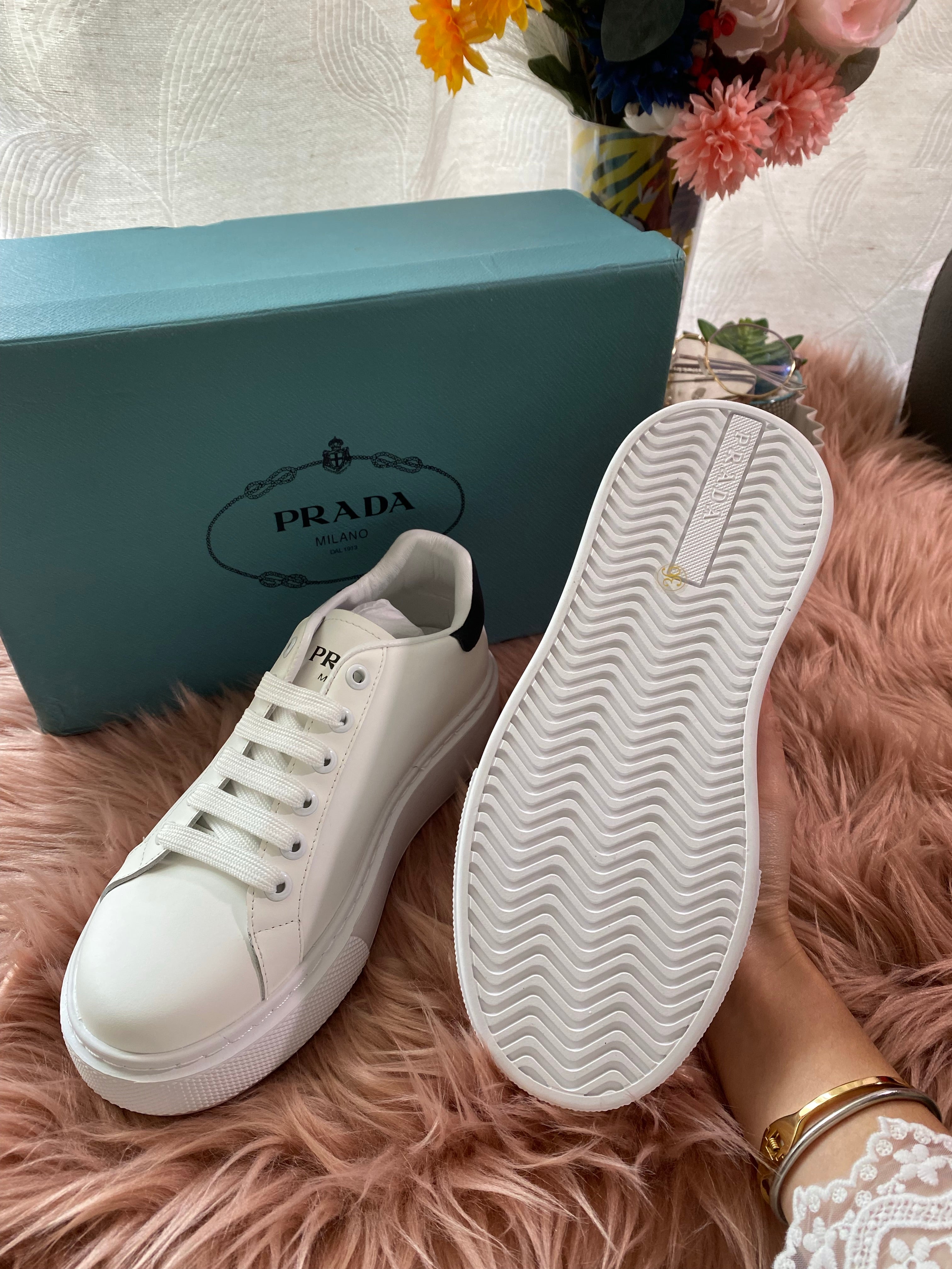 [TOP] PRADA Sneakers - White and Black