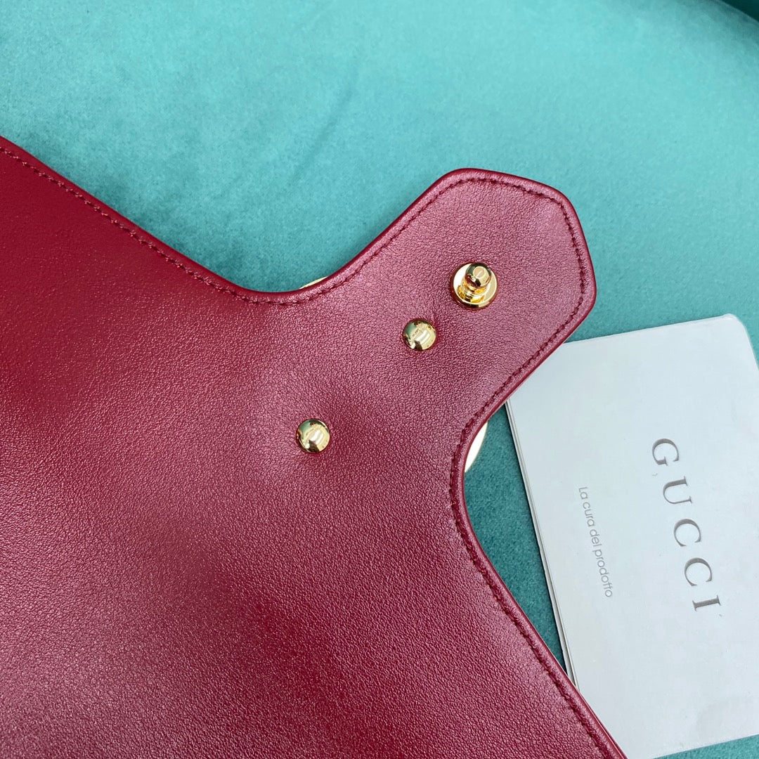 [TOP] GUCCI GG Marmont Bag Matelasse  Canvas Shoulder Small 26cm - Red