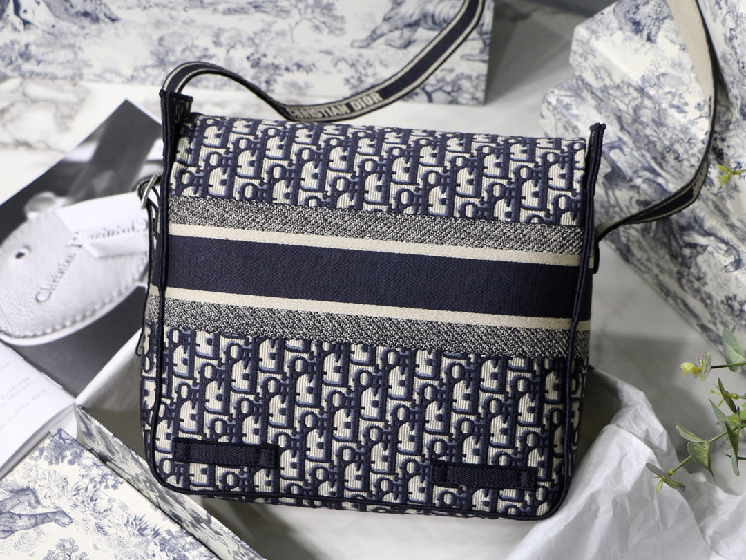 [TOP] Christian Dior Camp Oblique Bag Medium - Deep Blue