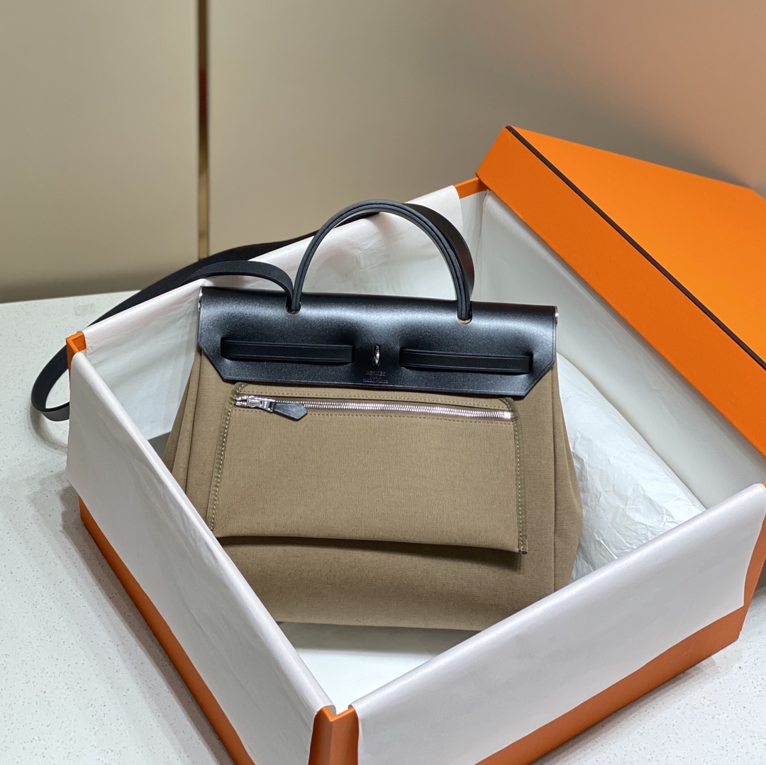 [TOP] HERMES Herbag Zip Handbag 31cm