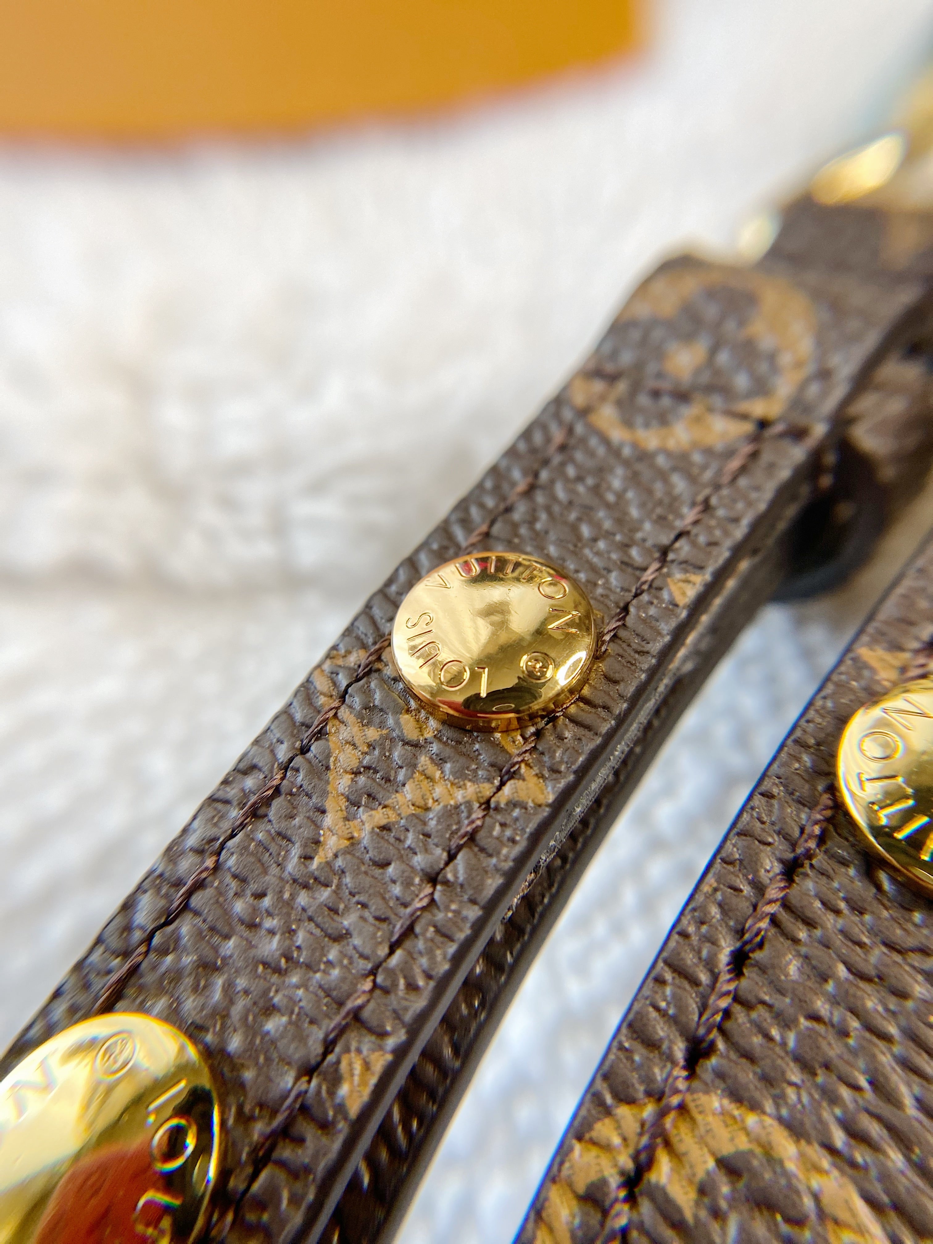 [TOP] Louis Vuitton LV Noe Bag 26×17×25CM-Black