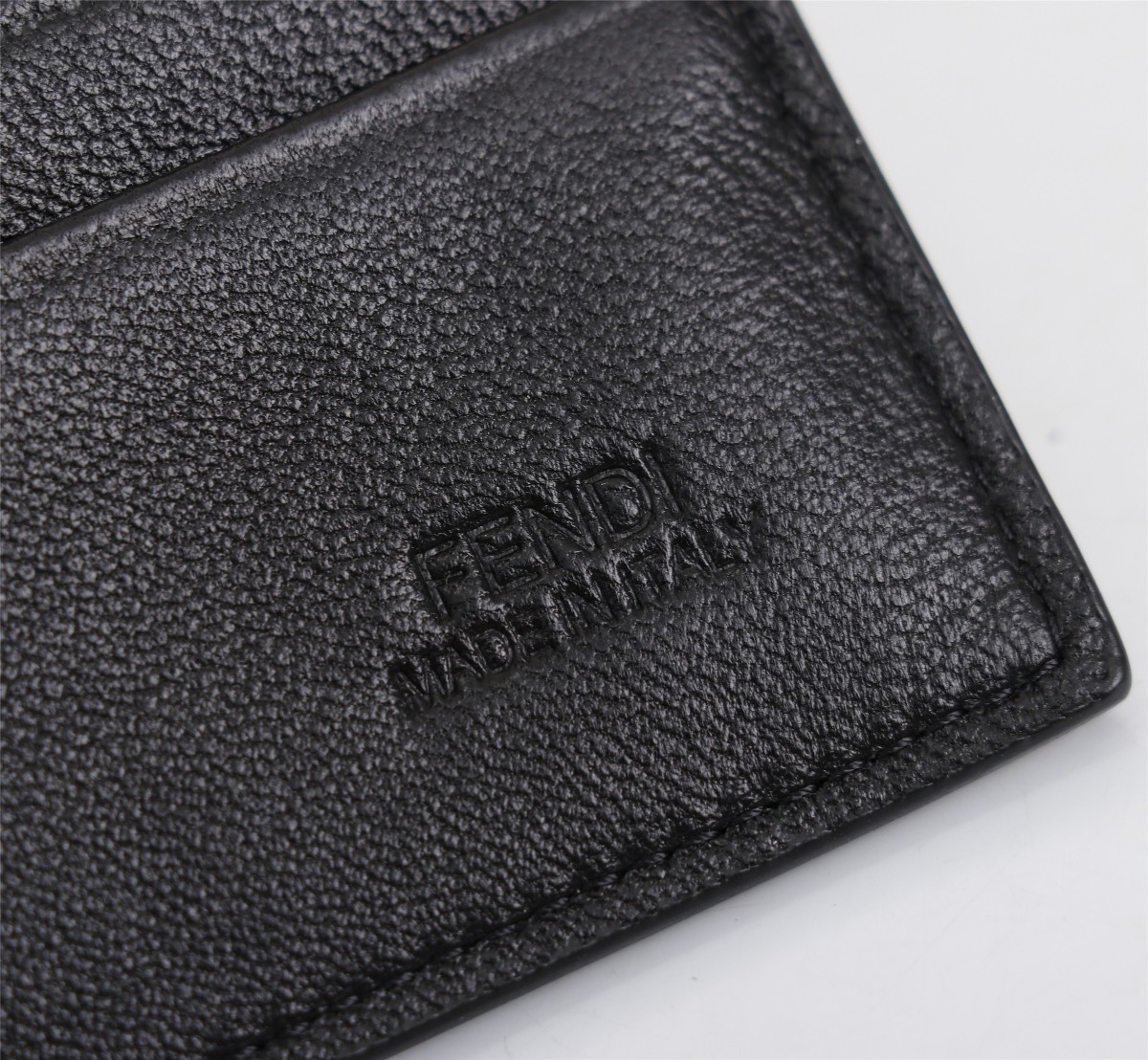 [TOP] FENDI Leather Mini Wallet - Black