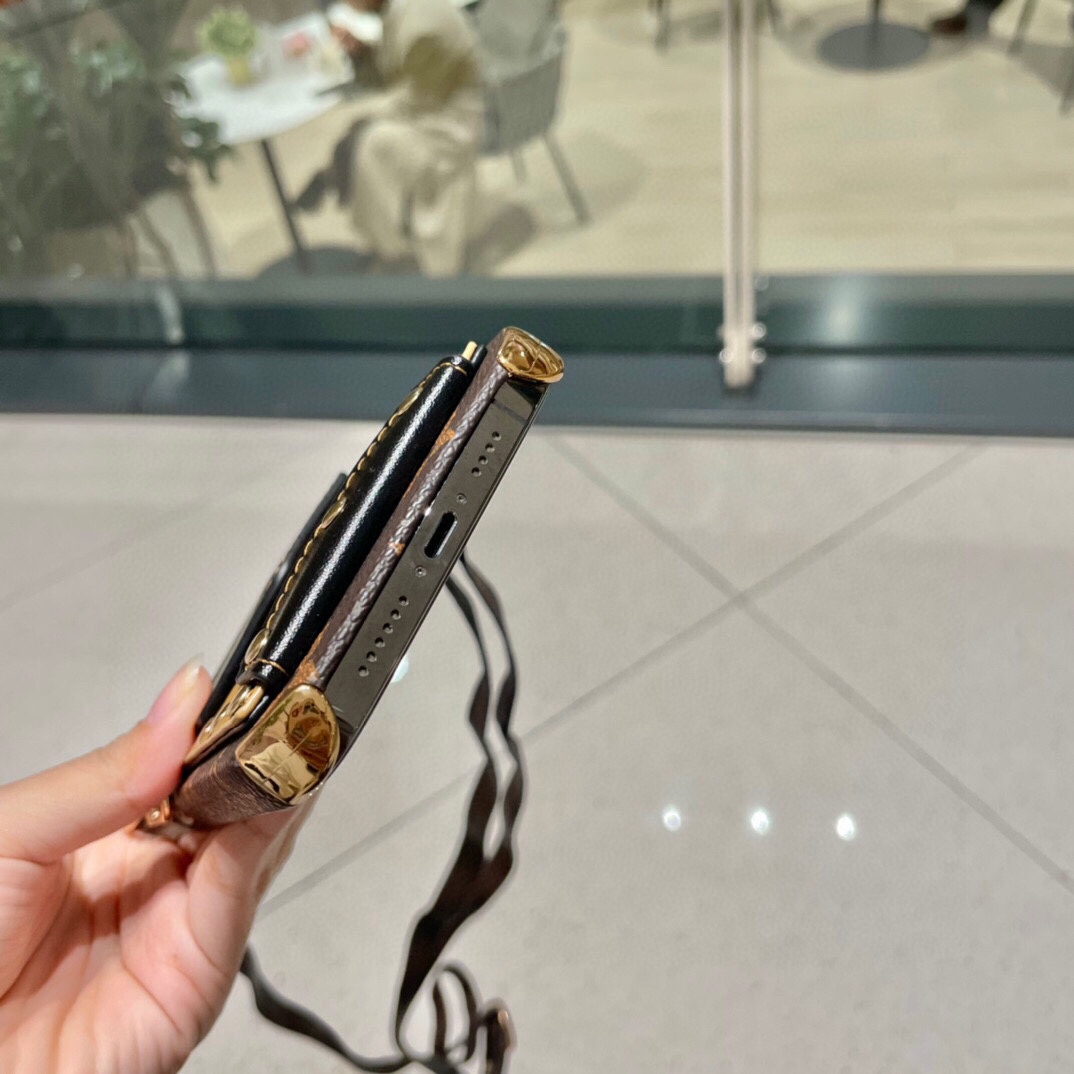 [TOP] Louis Vuitton LV Iphone case