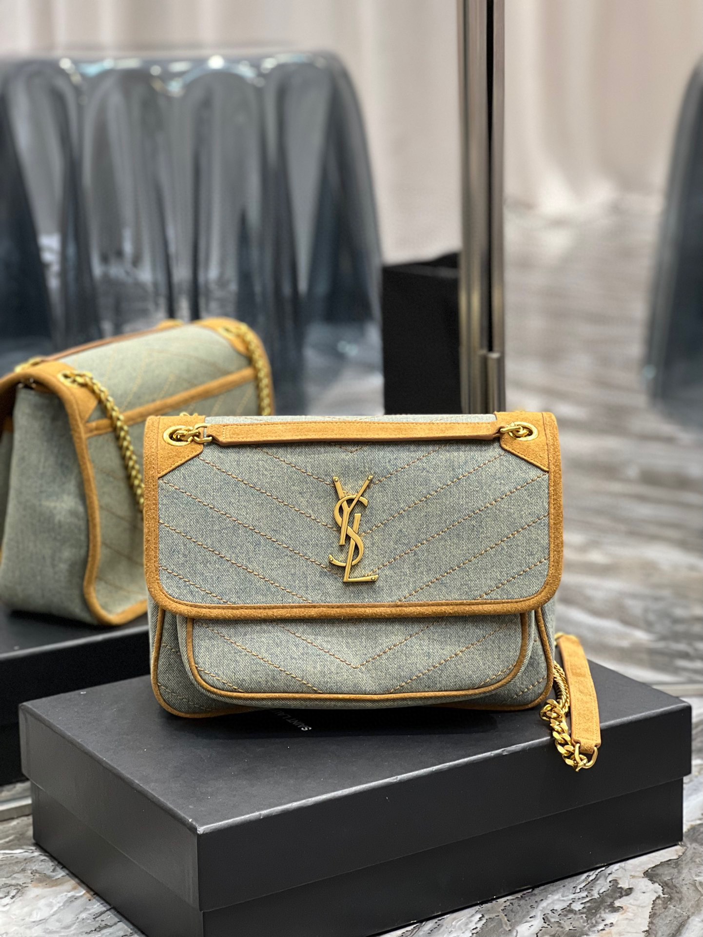 [TOP] Yves Saint Laurent YSL Niki Shoulder Bag - Green