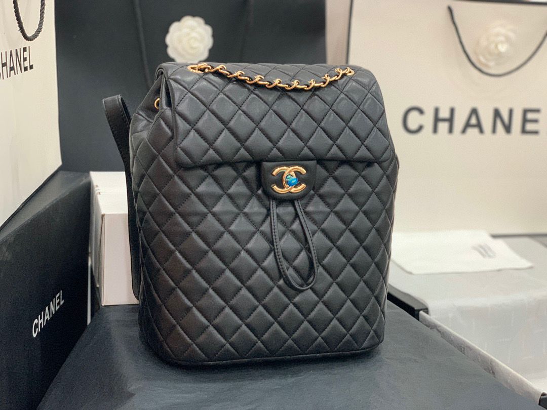 [TOP] CHANEL Quilted Lambskin Urban Spirit Large Backpack - Black