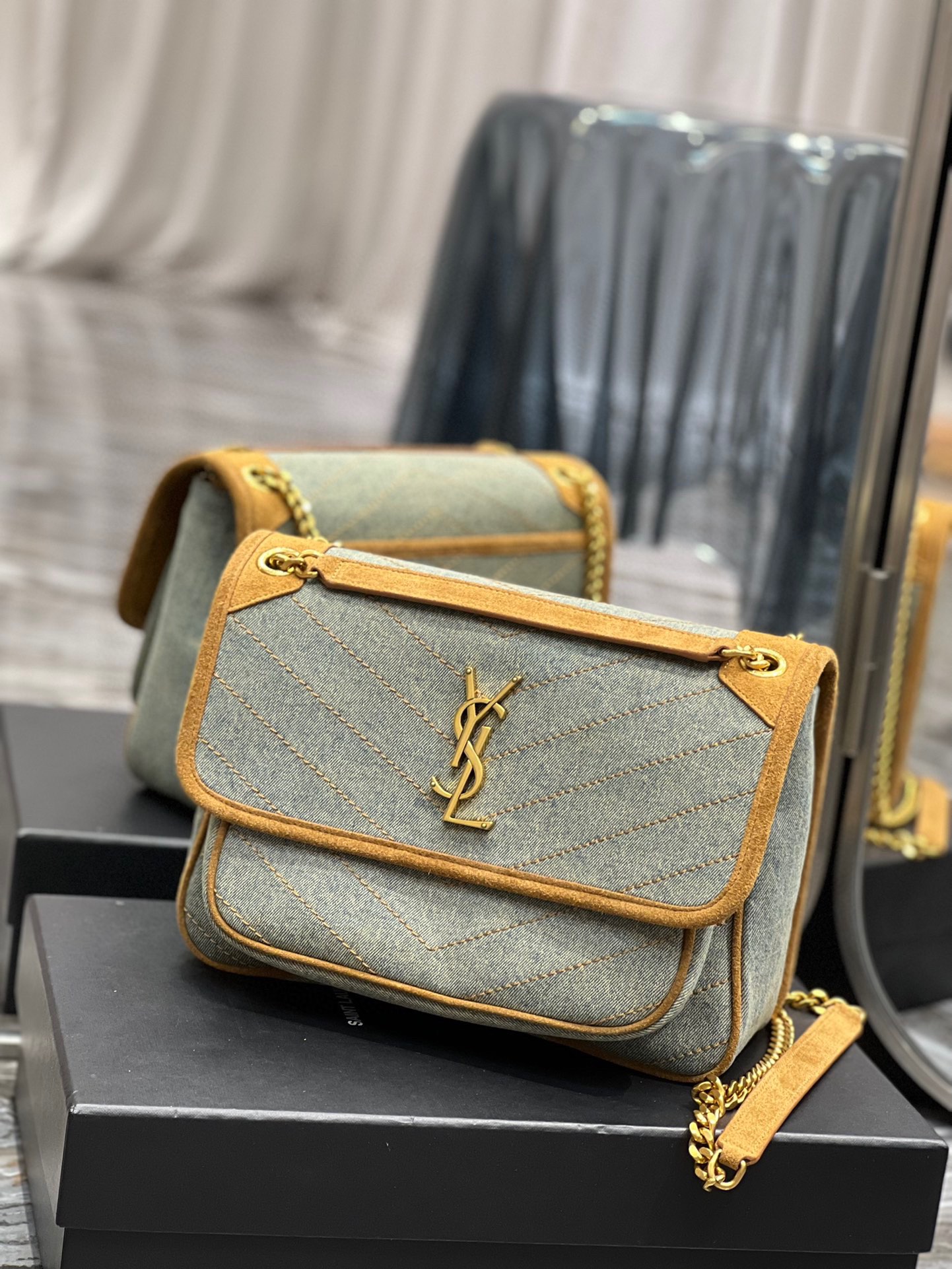[TOP] Yves Saint Laurent YSL Niki Shoulder Bag - Green