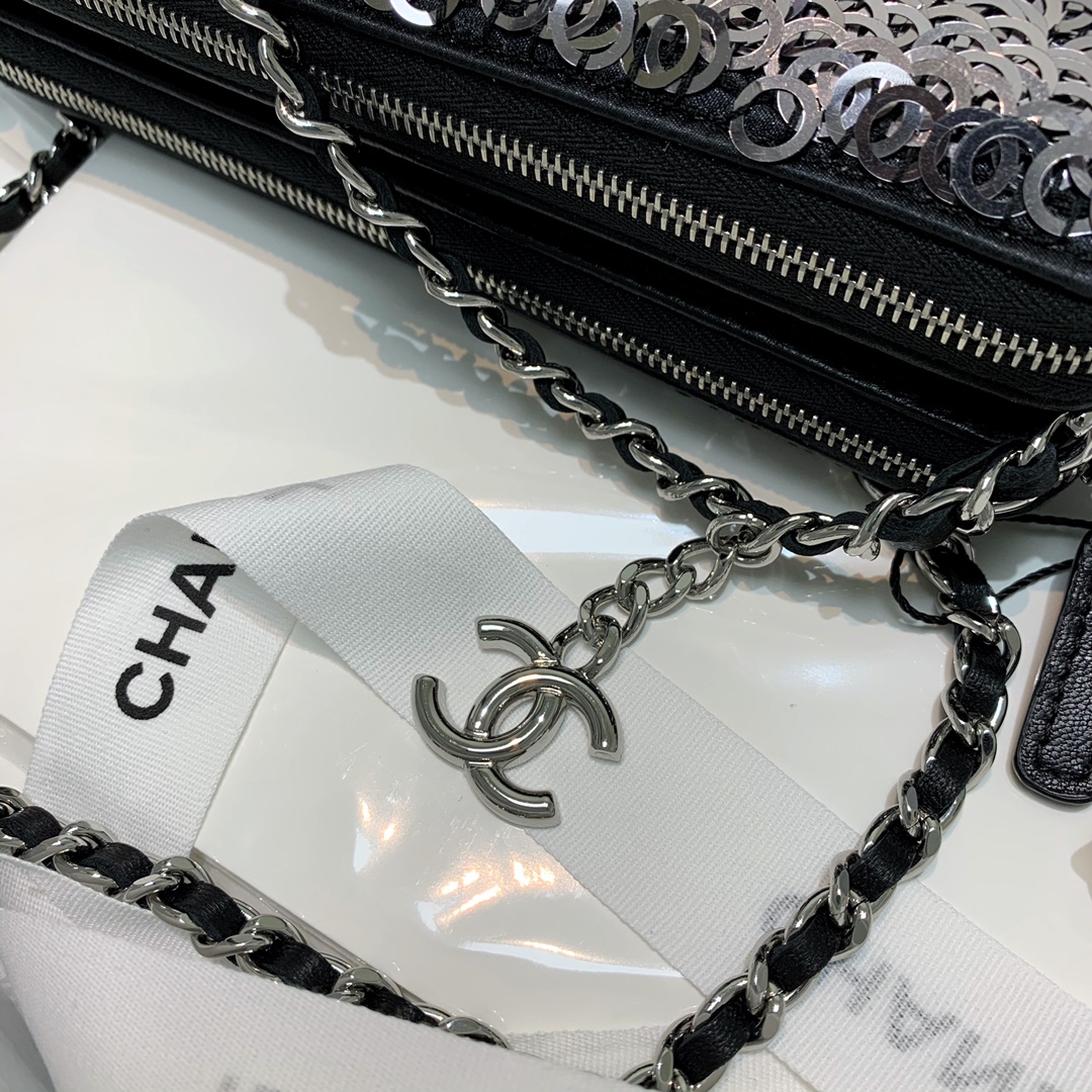 [TOP] CHANEL Sequins Evening Bag 19cm - Black