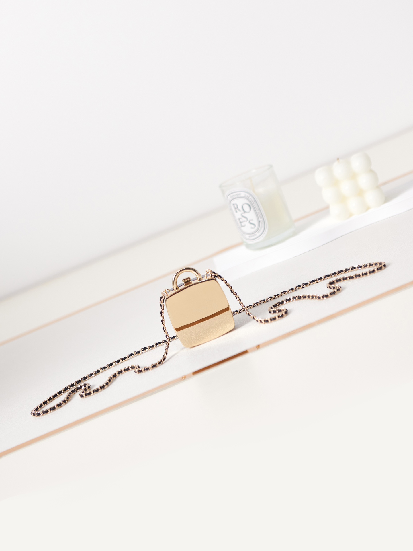 [TOP] CHANEL Mini Evening Bag 5.5x5.5x2.8cm - Black