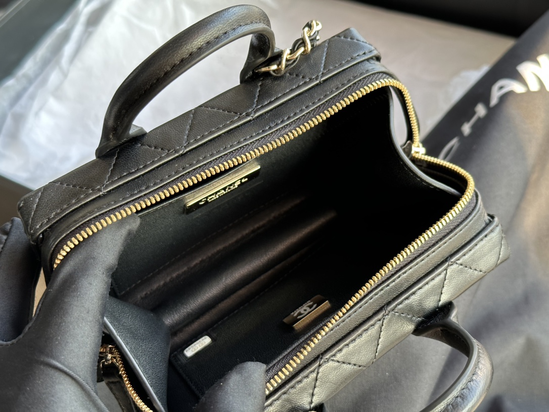 [TOP] CHANEL Mini Box Bag 11.5 X15 X8.5 cm - Black