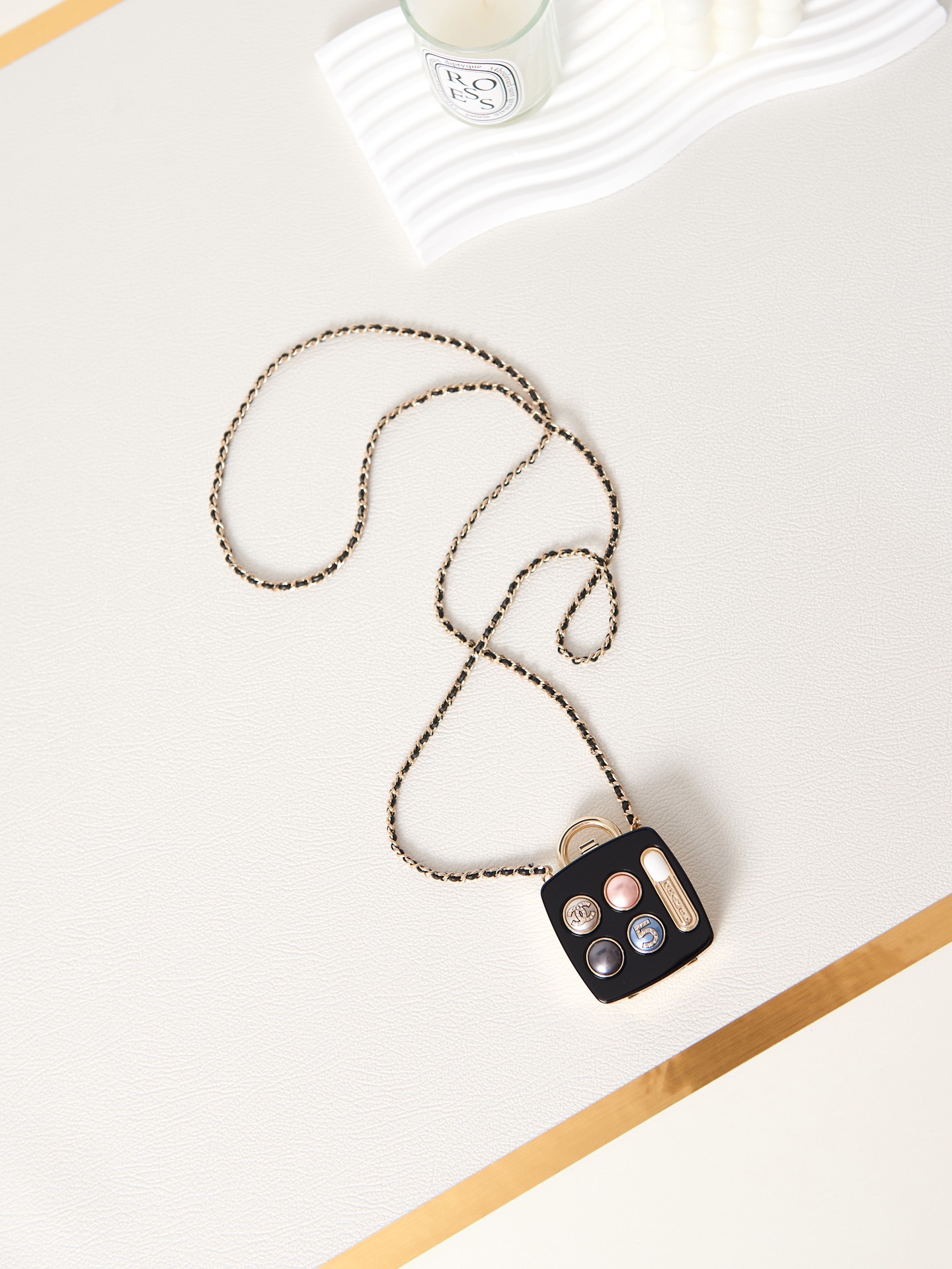 [TOP] CHANEL Mini Evening Bag 5.5x5.5x2.8cm - Black