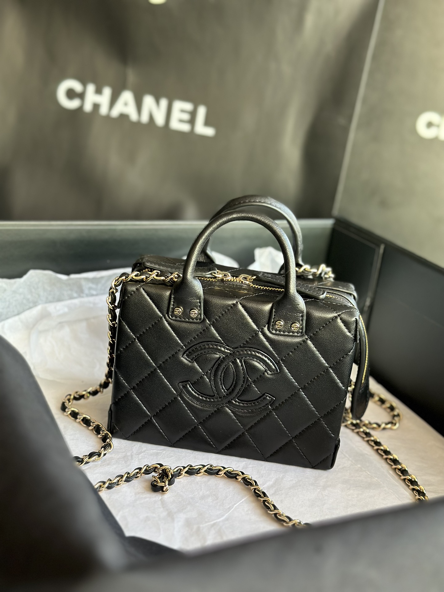 [TOP] CHANEL Mini Box Bag 11.5 X15 X8.5 cm - Black