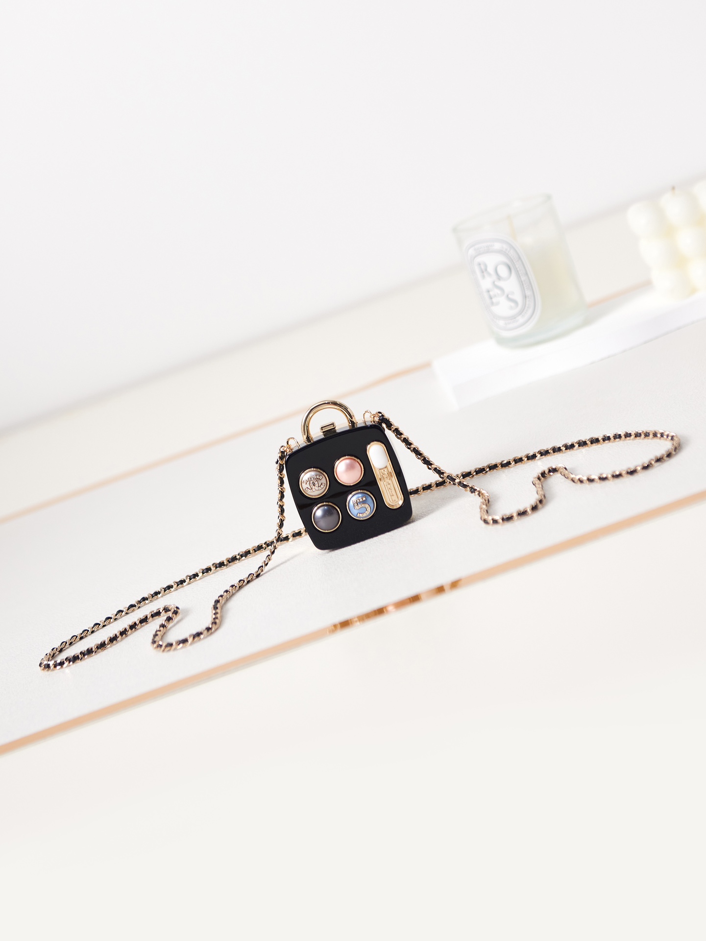 [TOP] CHANEL Mini Evening Bag 5.5x5.5x2.8cm - Black