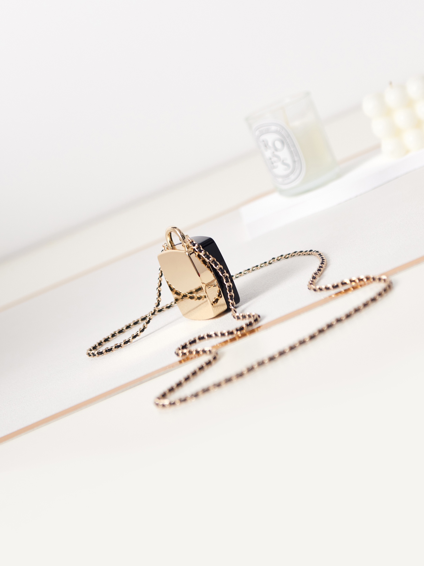 [TOP] CHANEL Mini Evening Bag 5.5x5.5x2.8cm - Black