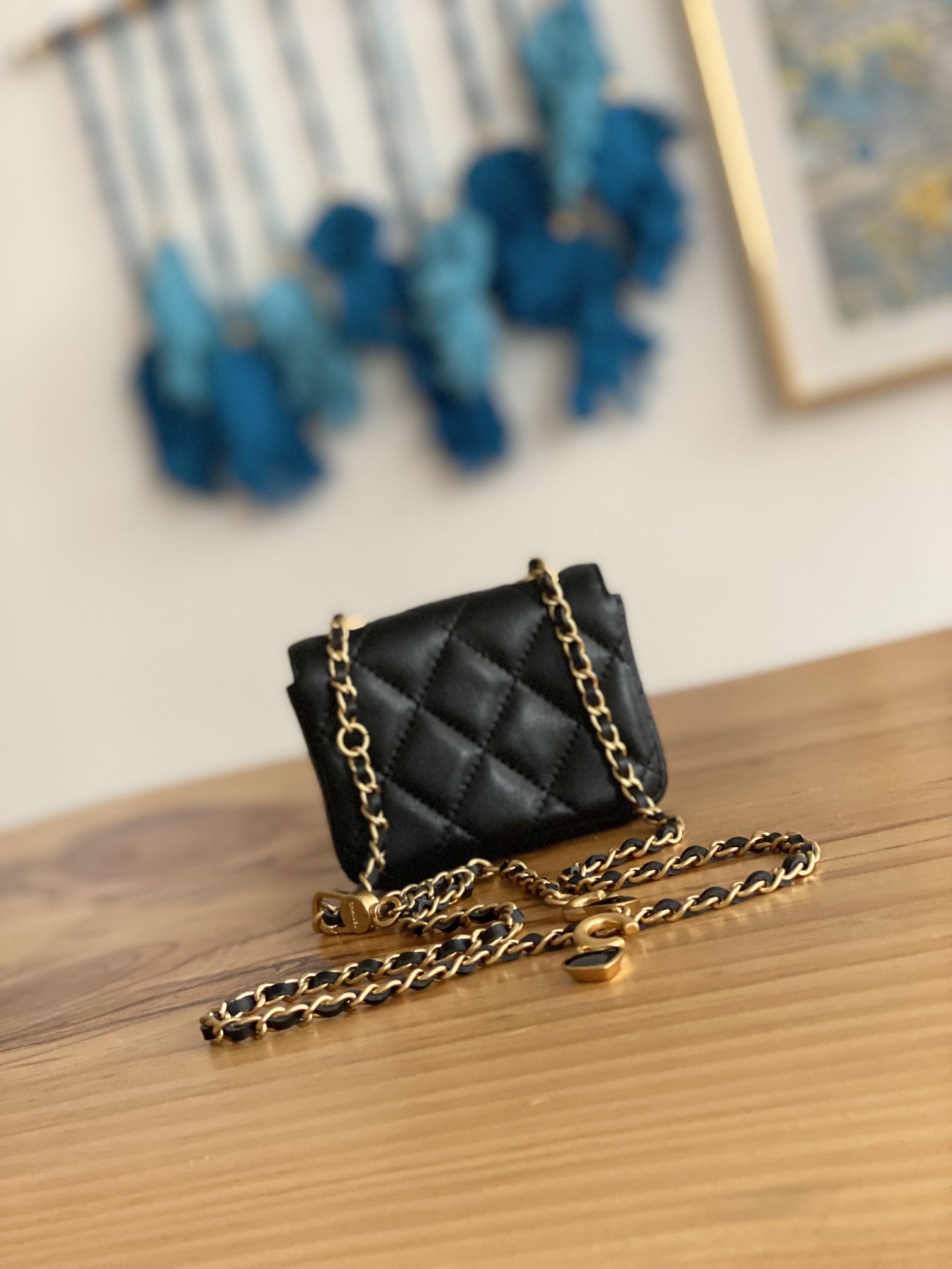 [TOP] CHANEL Mini Bag 11cm - Black