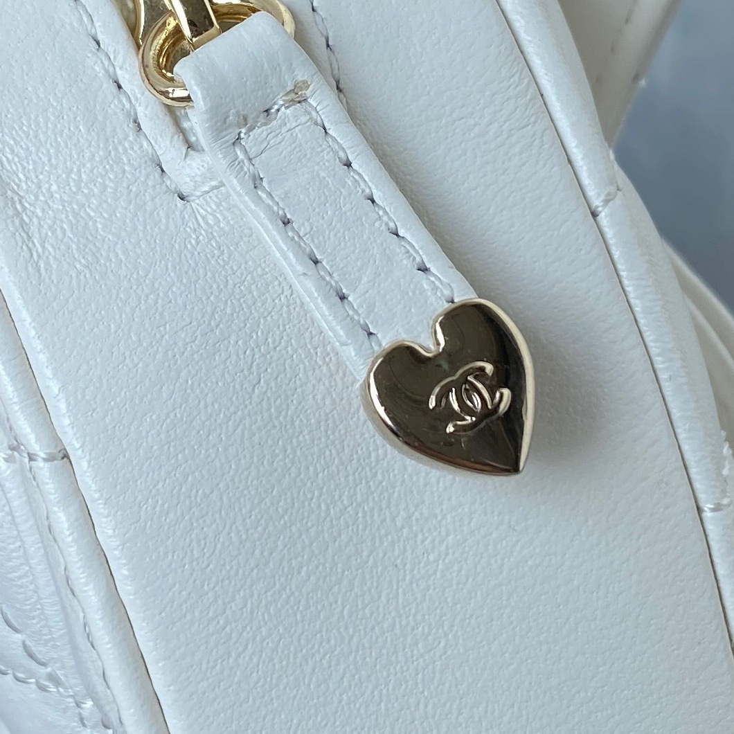 [TOP] CHANEL Mini Love Bag 13×12×5.5cm - GHW - 3 Color