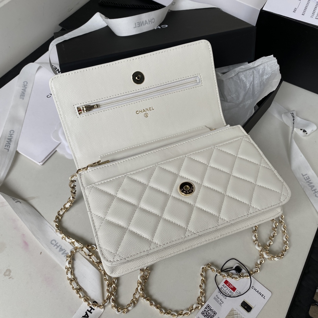 [TOP] CHANEL WOC Bag Lychee Leather 19 cm - White